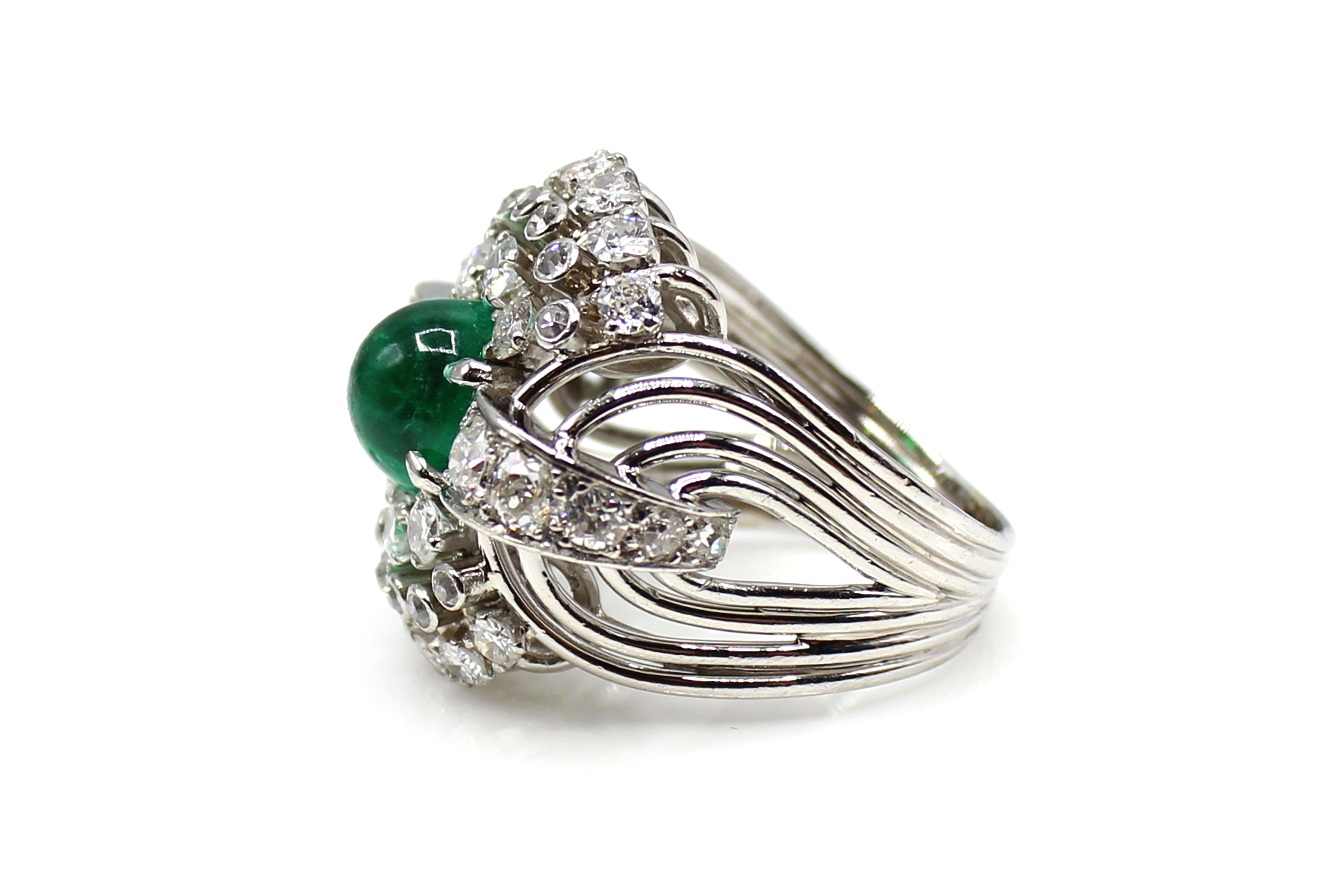 Retro Cabochon Emerald Diamond Platinum Ring In Excellent Condition In New York, NY