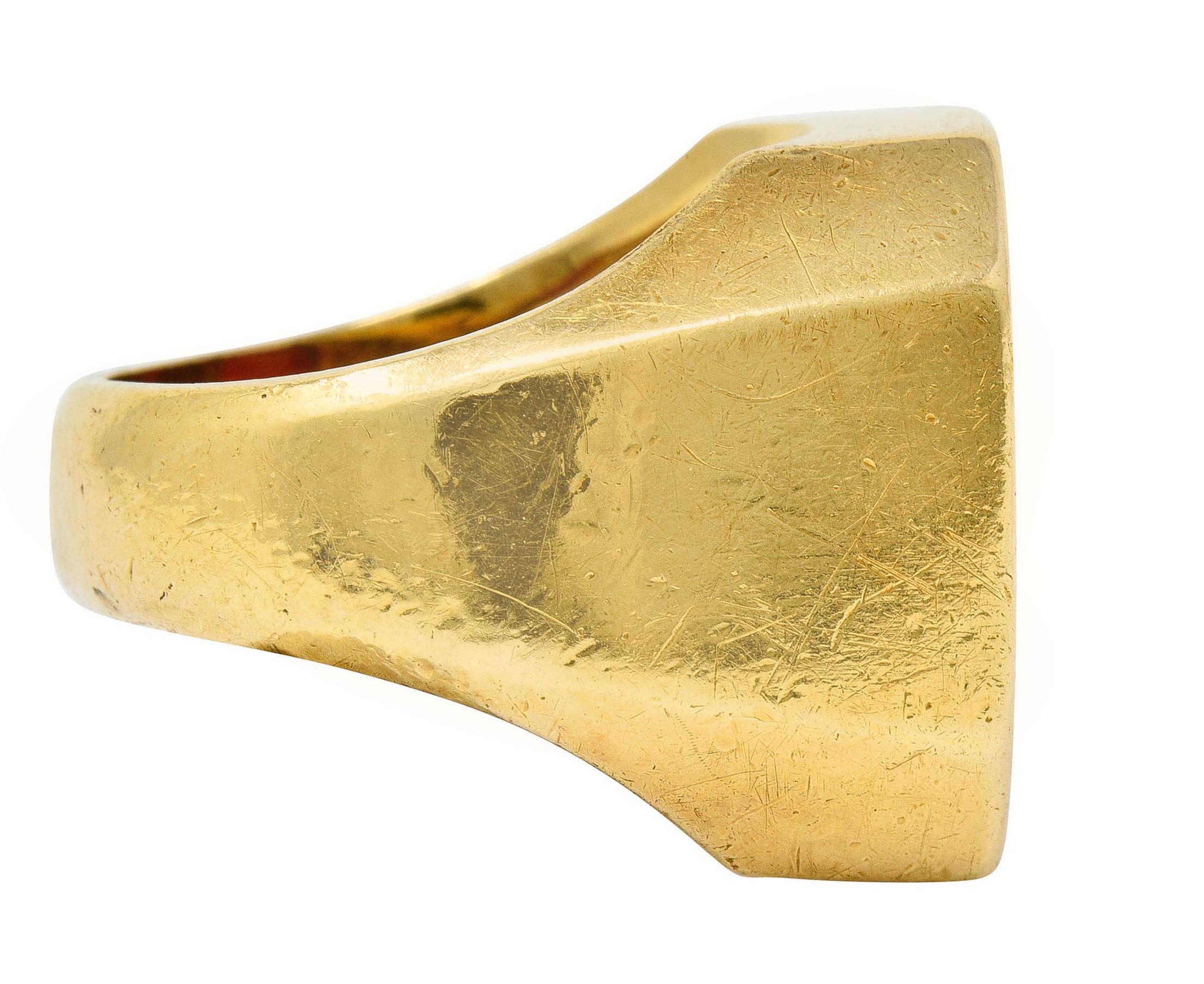 Retro Carnelian Intaglio 14 Karat Gold Men's Signet Ring In Excellent Condition In Philadelphia, PA