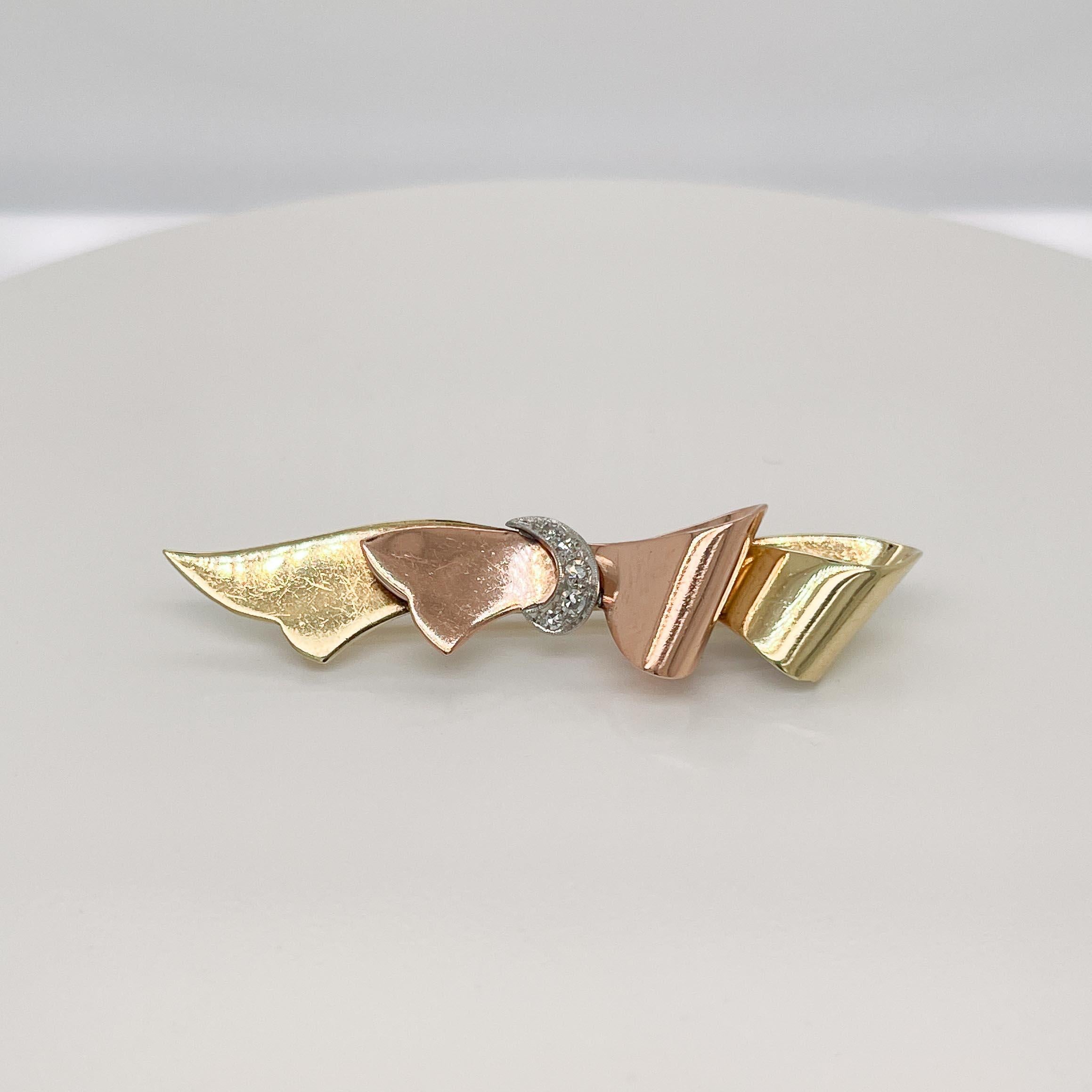 Round Cut Retro Cartier Diamond & 14 Karat Yellow and Rose Gold Ribbon Brooch For Sale