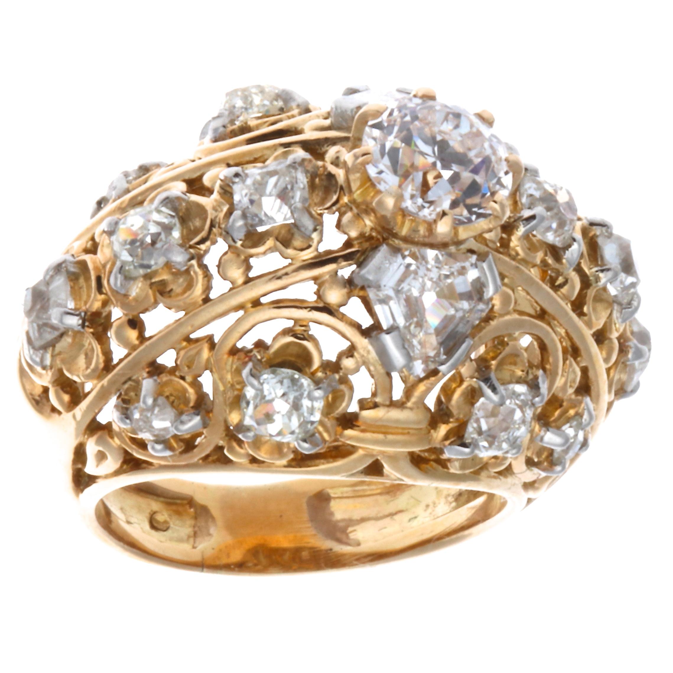 Retro Cartier Diamond Gold Ring In Excellent Condition In Beverly Hills, CA