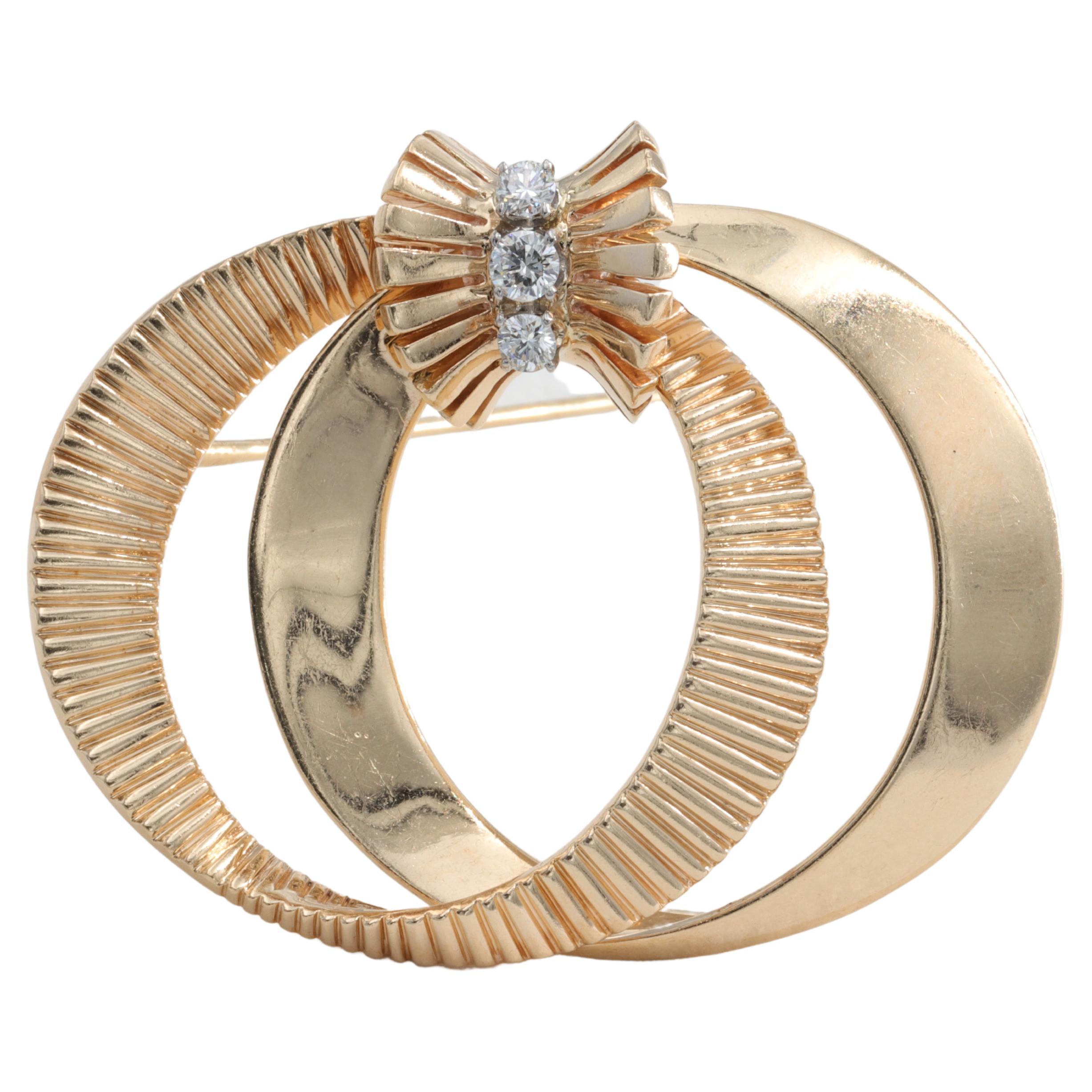 Cartier Mid Century Yellow Gold and Diamond Circular Brooch For Sale
