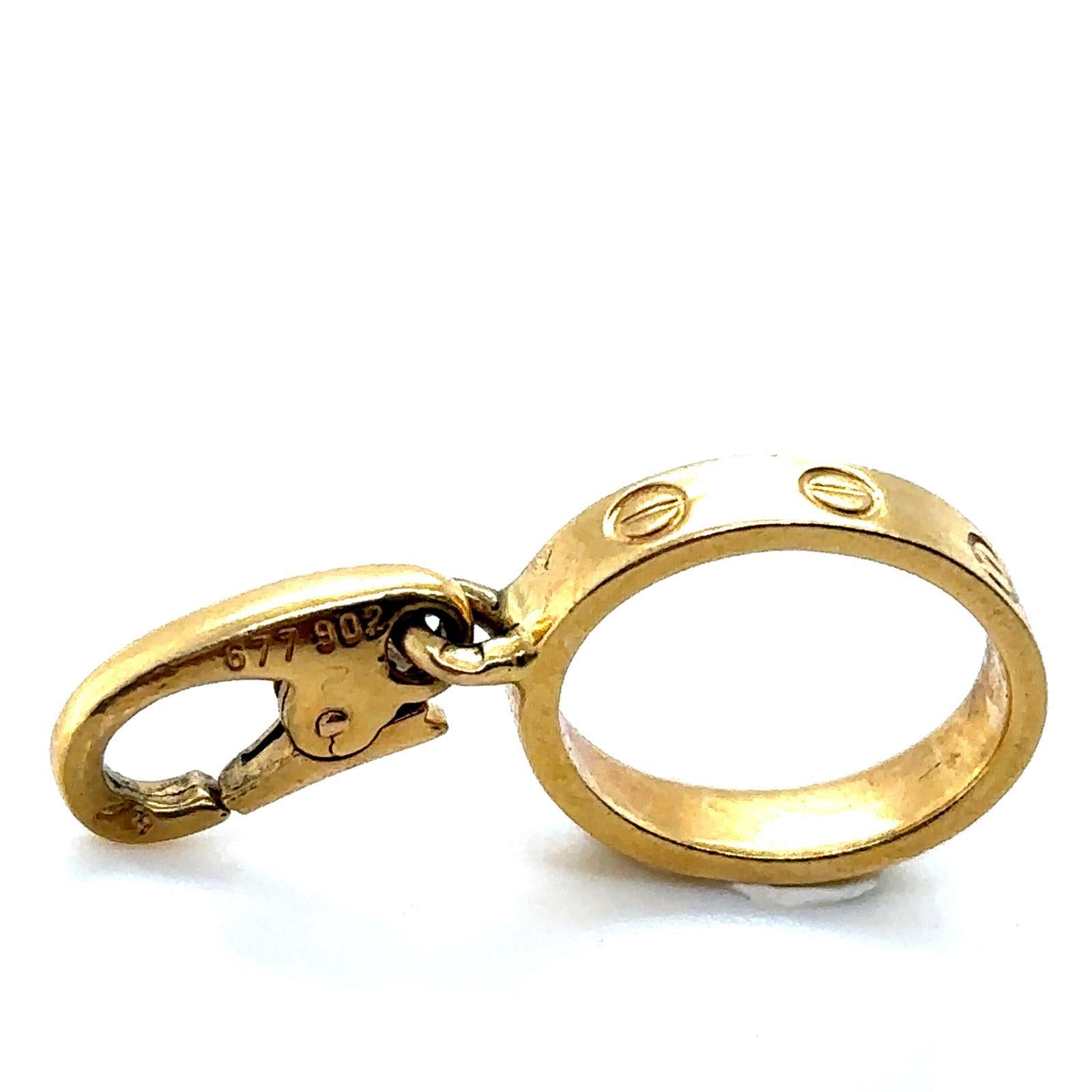 Bracciale dell'amore Cartier retrò con charme in oro giallo 18 carati in vendita 1