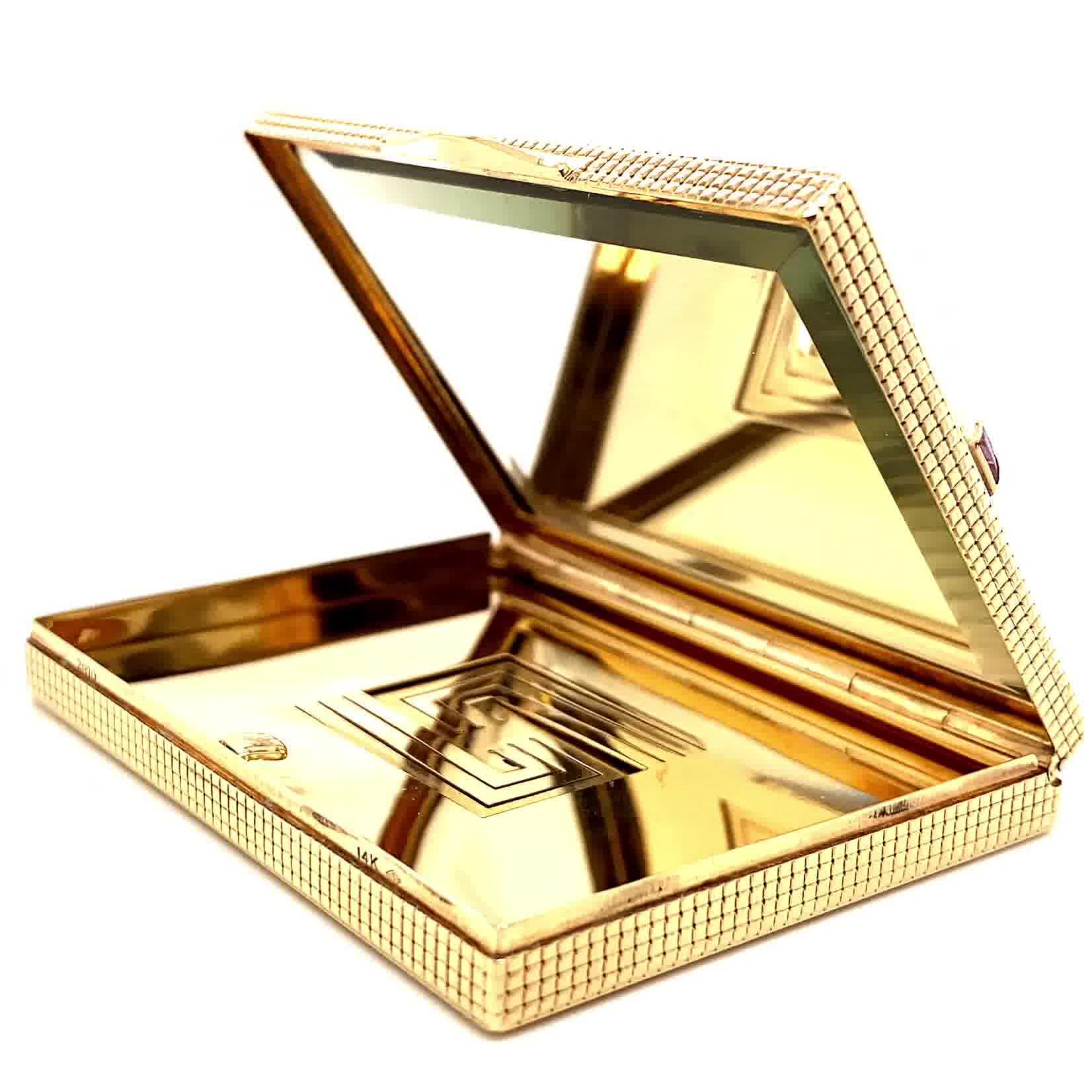 vanity case cartier