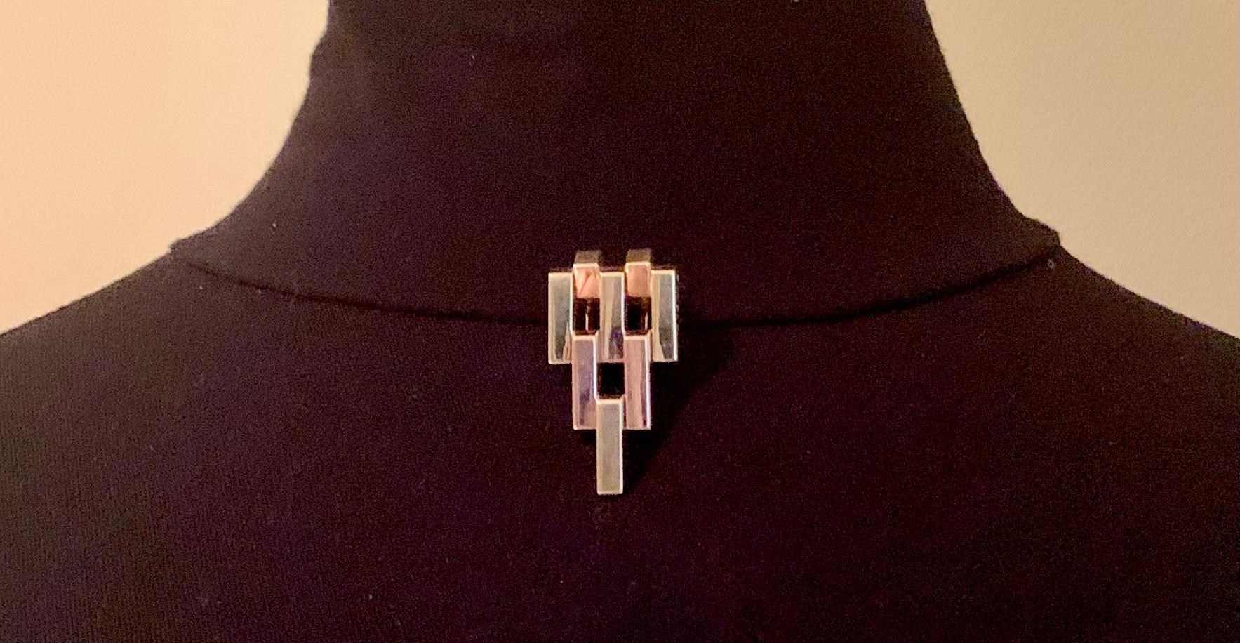 Retro Cartier Substantial 14K Yellow, Rose Gold Bars Pendant Clip Brooch, 1940's For Sale 6