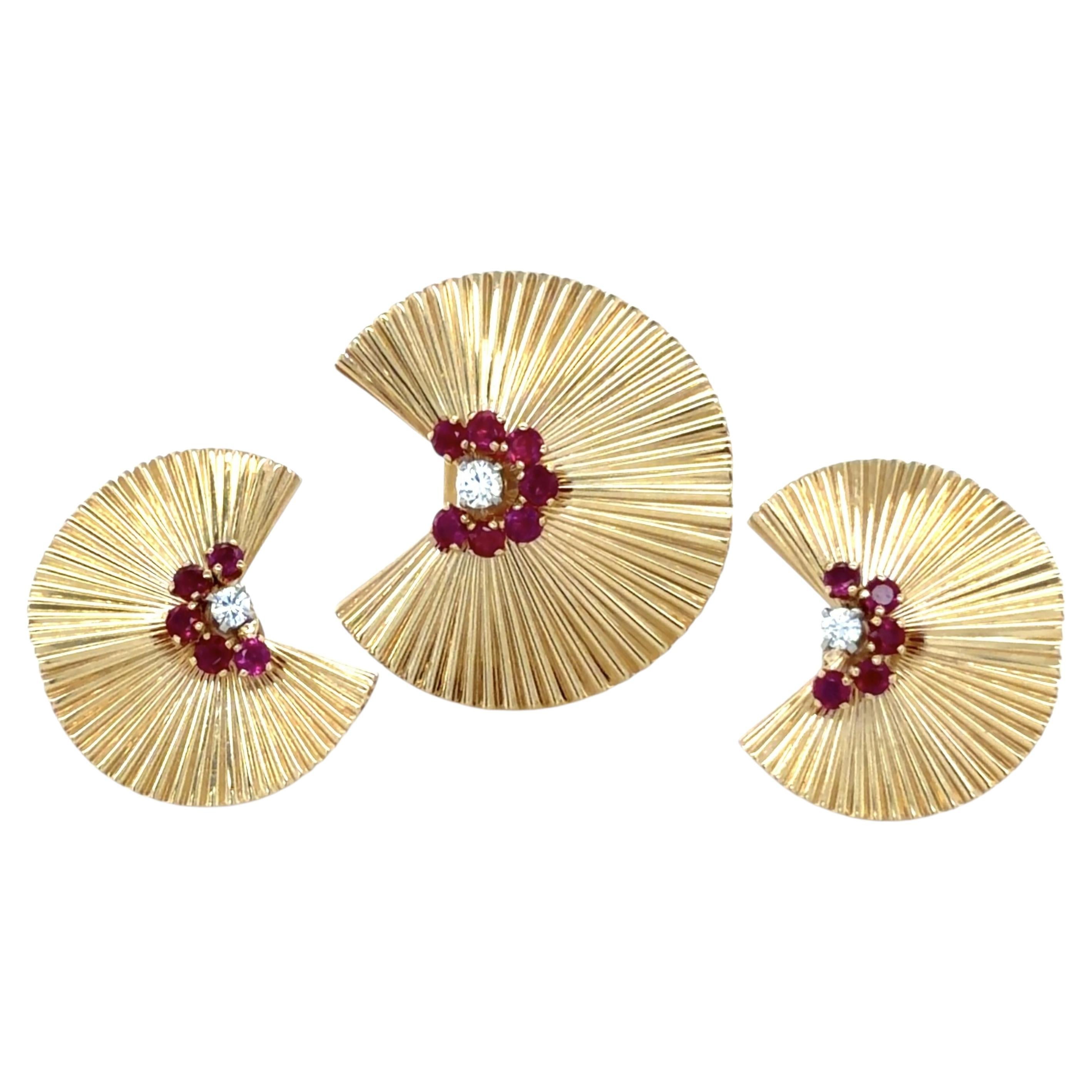 Retro Cartier, Yellow Gold, Ruby and Diamond Set For Sale
