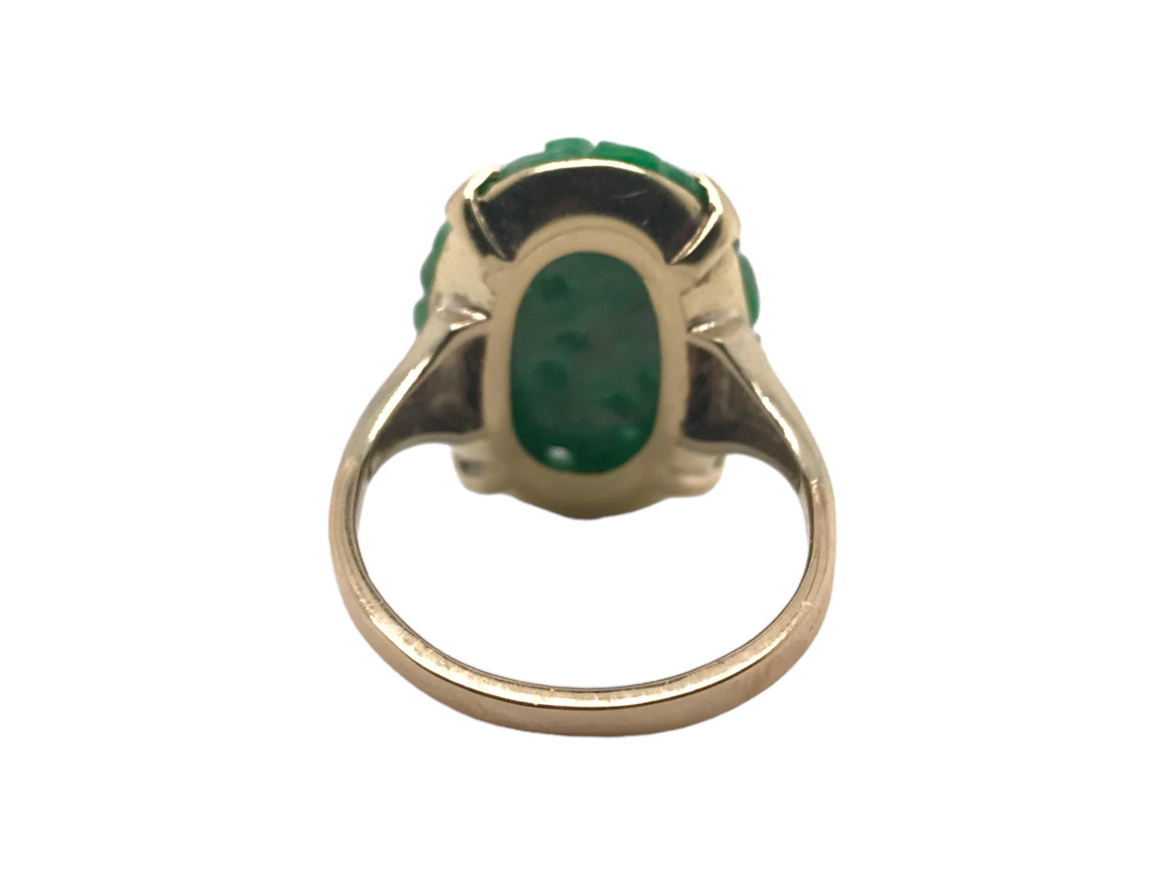 Women's Retro Carved Jade Ring 10K Yellow Gold For Sale