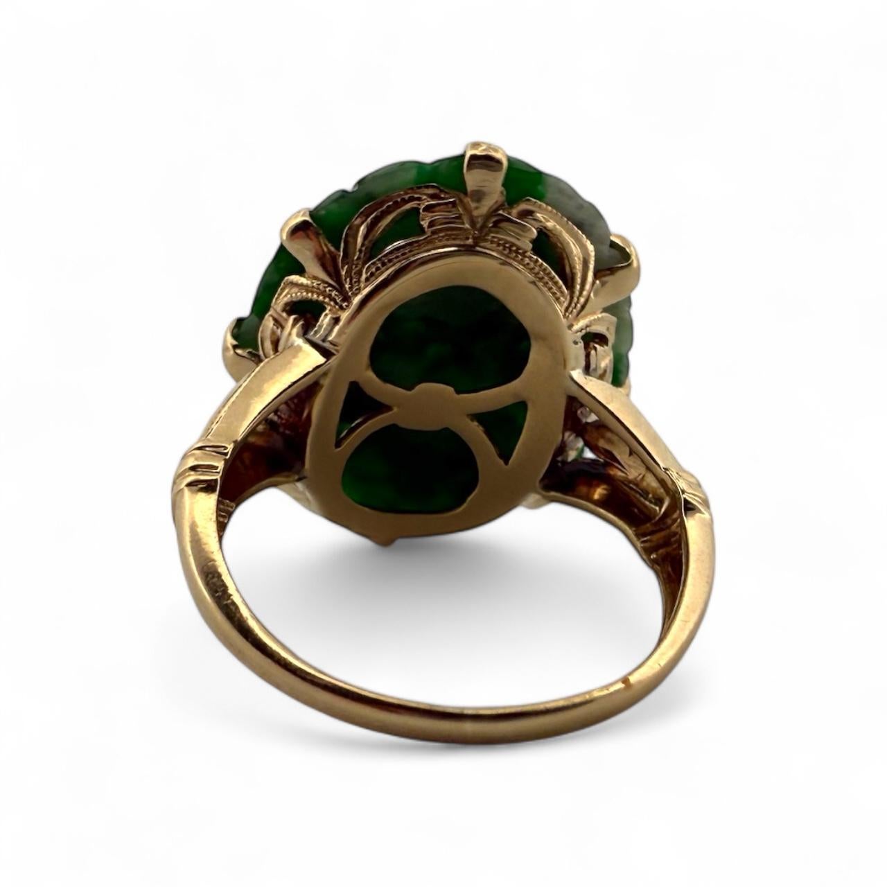 Anello di giada intagliata retrò in oro giallo 14K in vendita 4