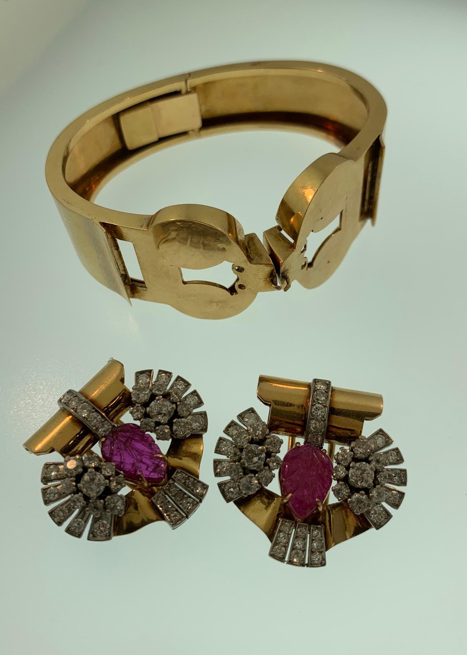 Retro Carved Ruby Diamond Double 18 Karat Gold Clips Detachable Bangle For Sale 1