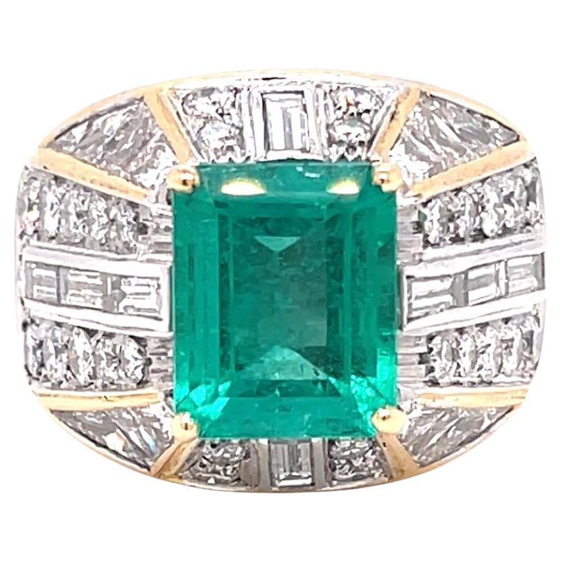 Retro Certified Colombian Emerald Diamond Cocktail Gold Ring