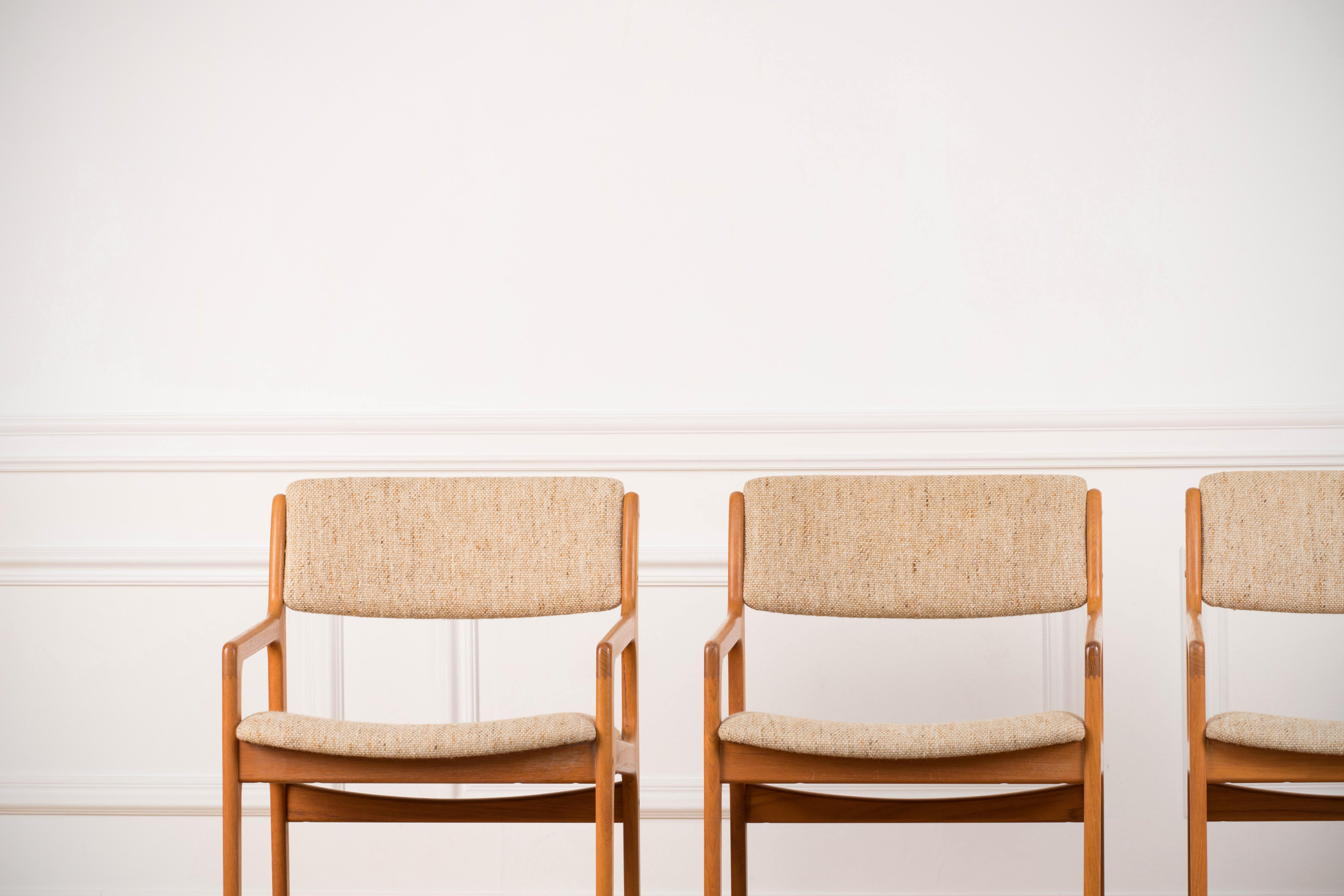 Retro Chairs Danish Design, 1960s im Zustand „Gut“ in Wiesbaden, DE