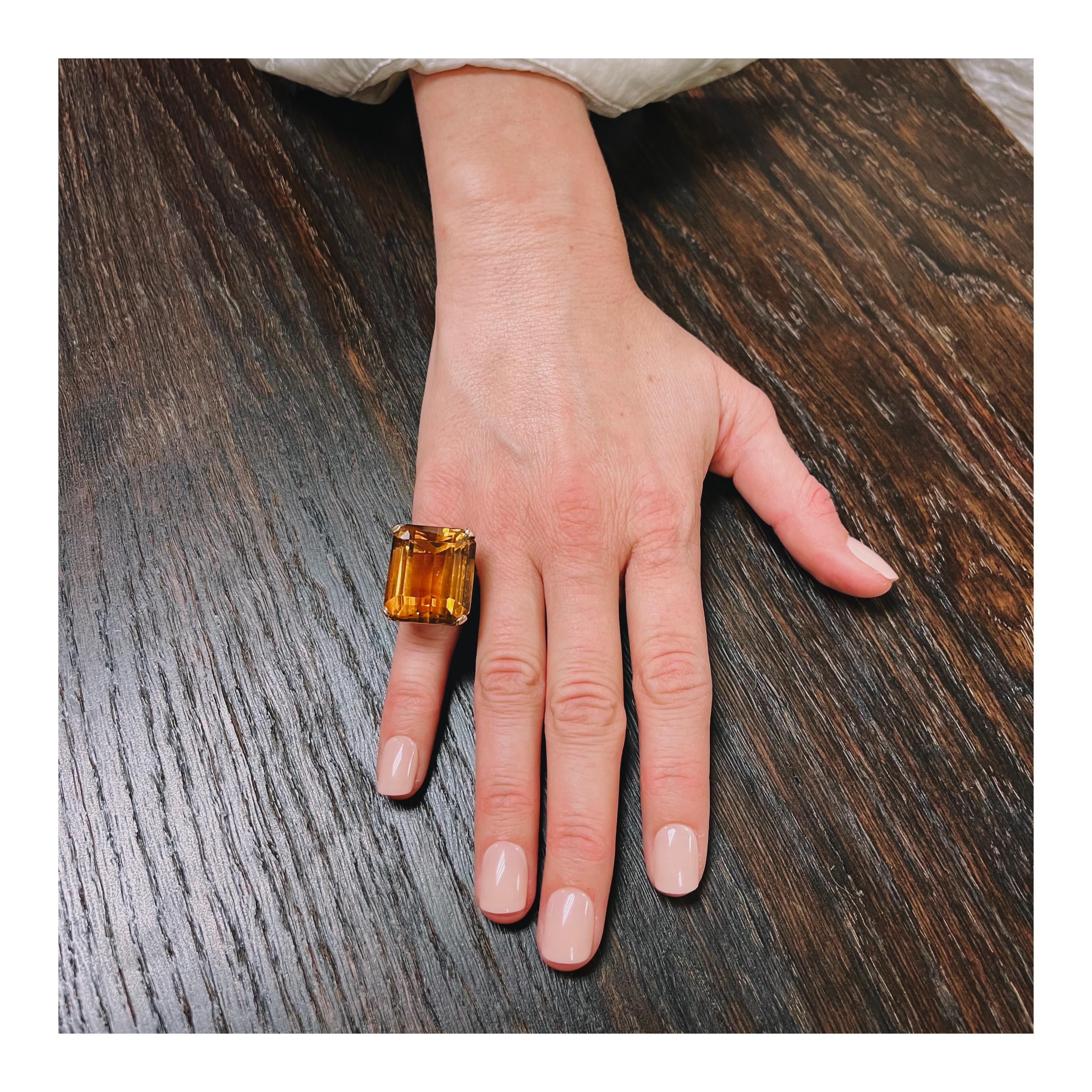 Retro Citrine 14K Rose Gold Ring, 1940s In Good Condition For Sale In Beverly Hills, CA