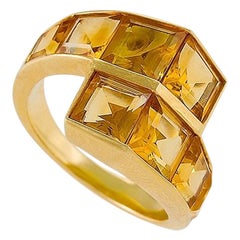 Vintage Citrine and Gold Crossover Ring