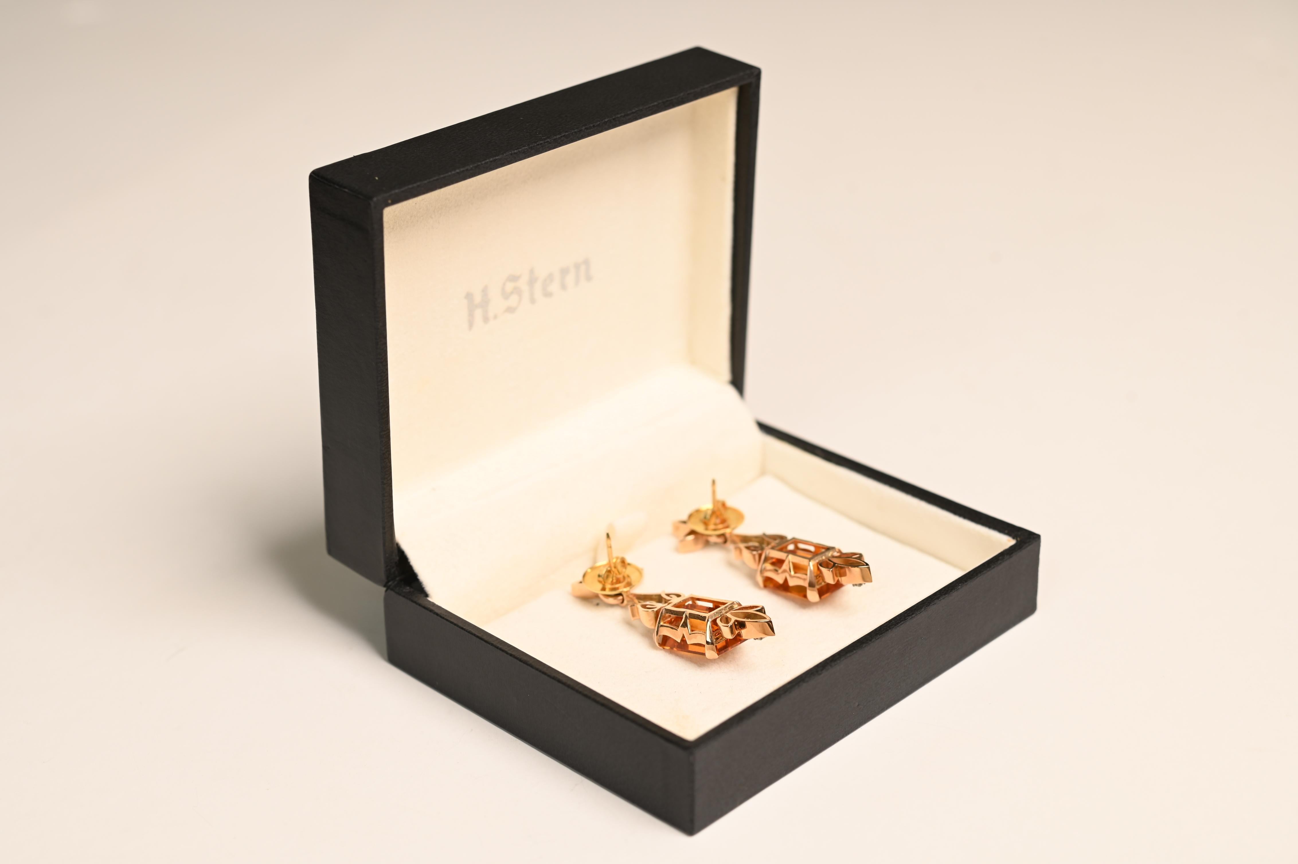 Art Deco Retro Citrine (Approx 9.10-Carats) & (Approx 8.40-Carats) Emerald Cut Earrings For Sale