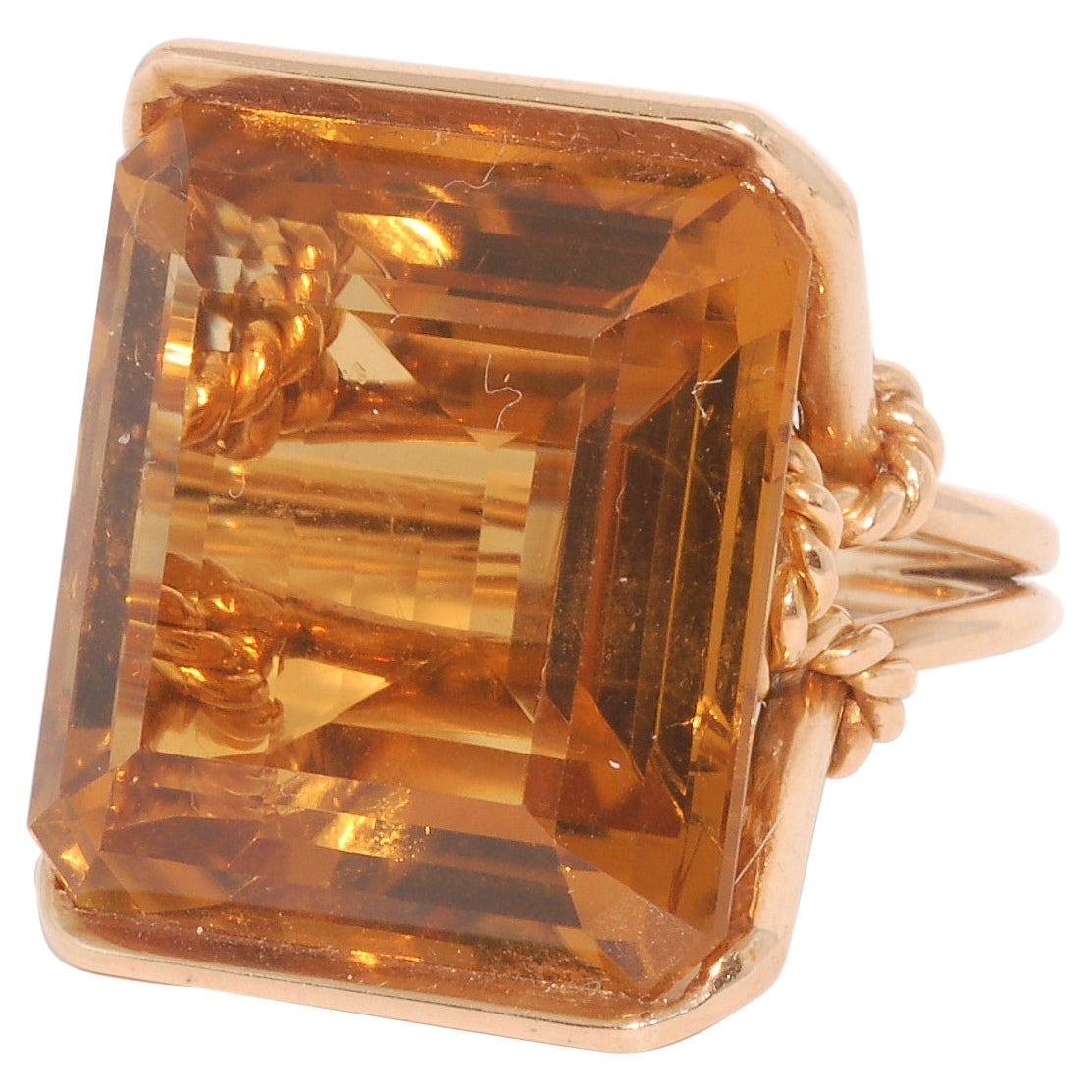 Bague cocktail rétro à motif de nœud de citrine en vente