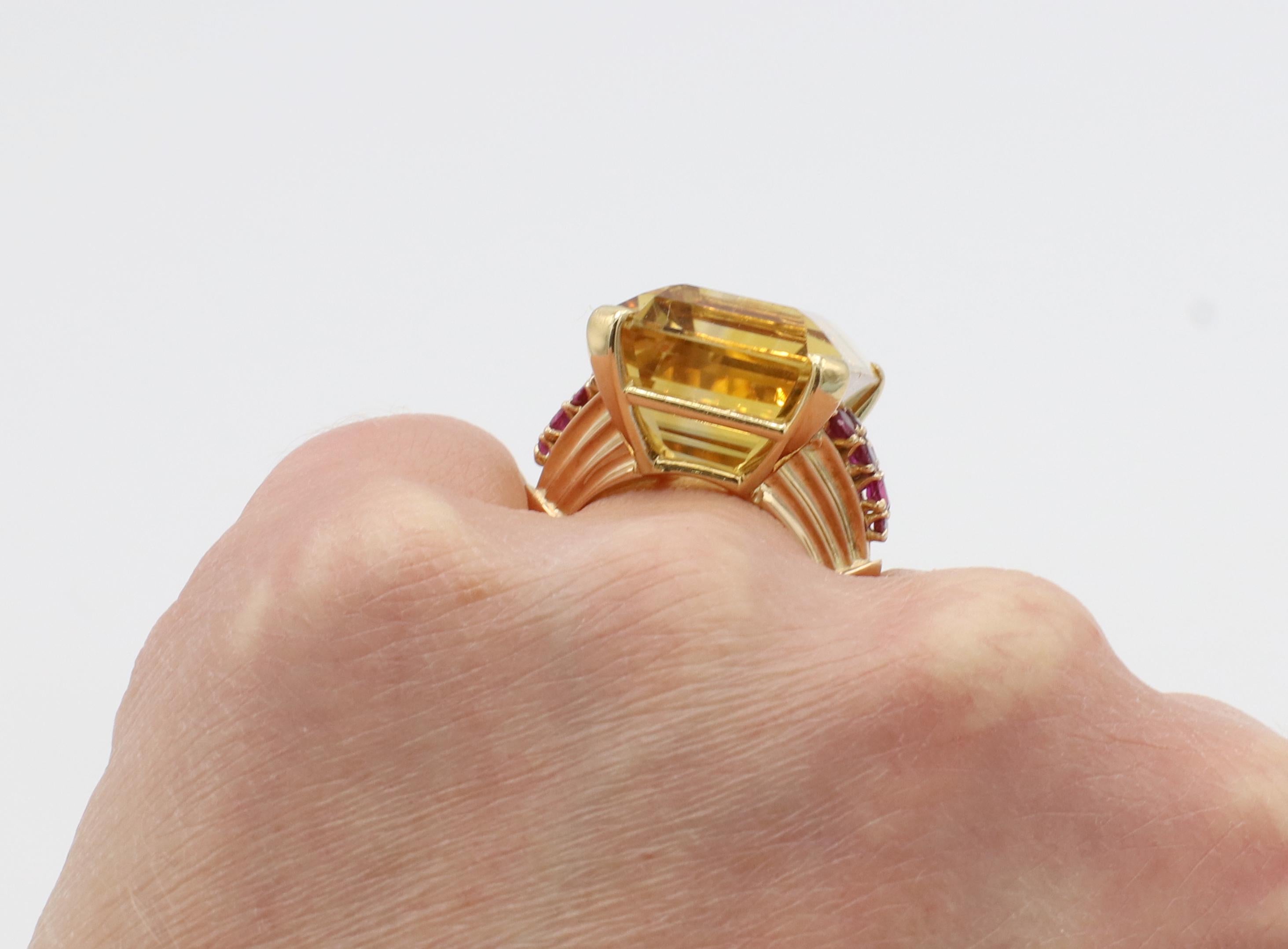 Women's or Men's Retro Citrine & Ruby Yellow Gold Cocktail Ring