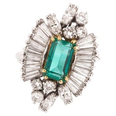 Retro Colombian Emerald Diamonds 18 Karat White Gold Yellow Gold Cocktail Ring