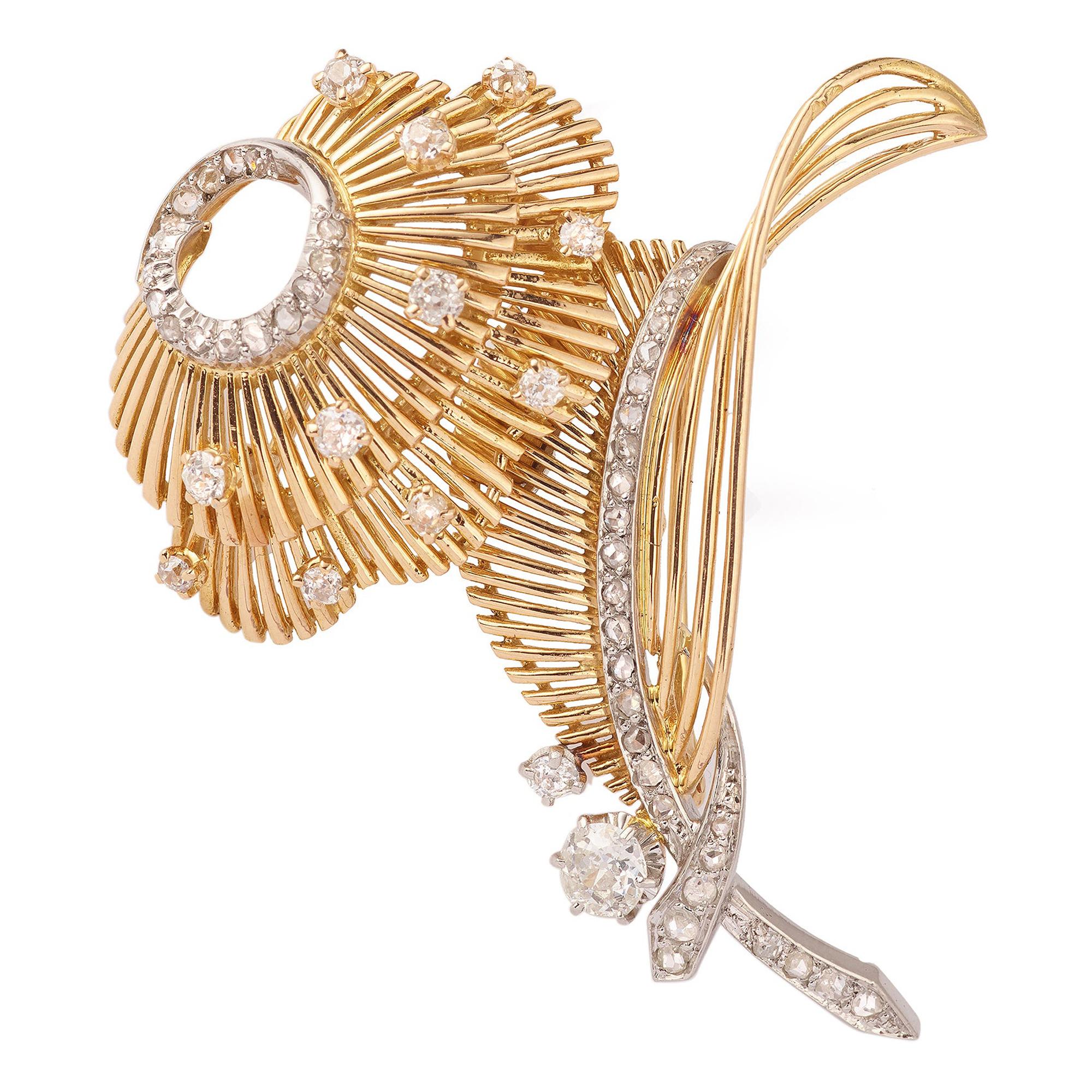 Retro Convertible to 2 Brooches Diamonds 18 Carats Yellow Gold Platinum Brooch