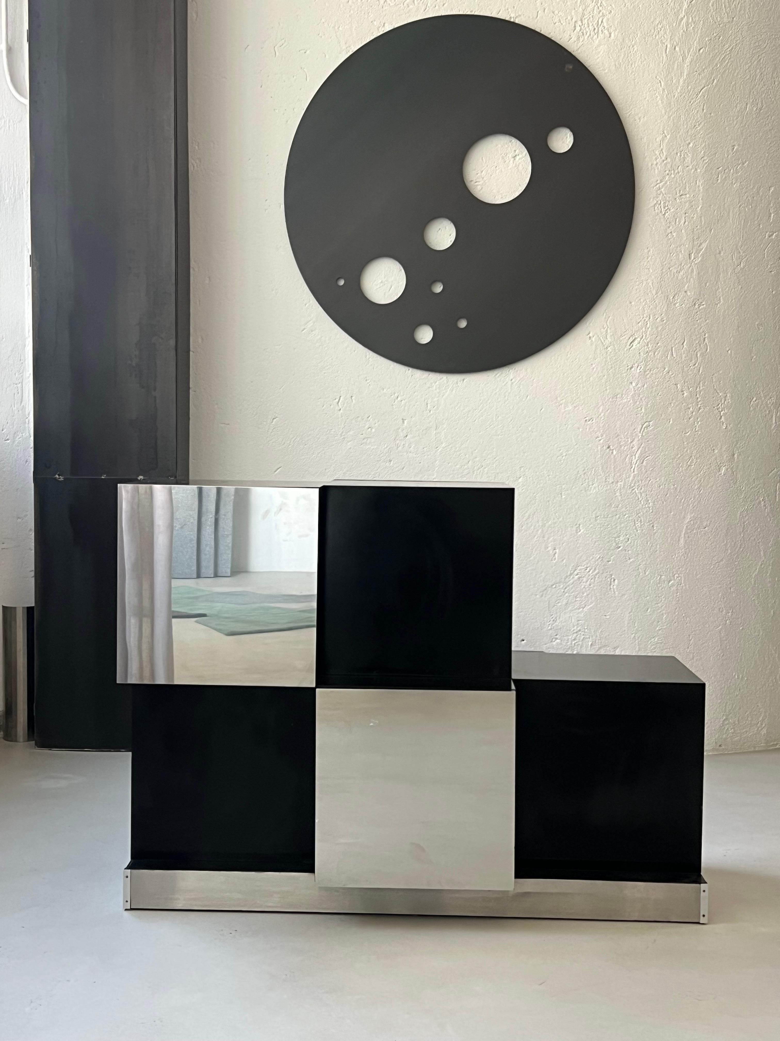 Retro cubes 1970's black and steel bar and storage cabinet by Roberto Monsani For Sale 2