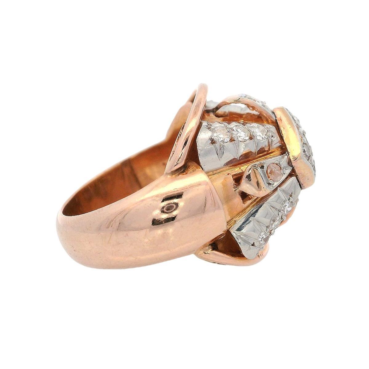 Anello a piramide in oro 18kt Retro Deco 1940 con diamanti In condizioni ottime in vendita a Aventura, FL