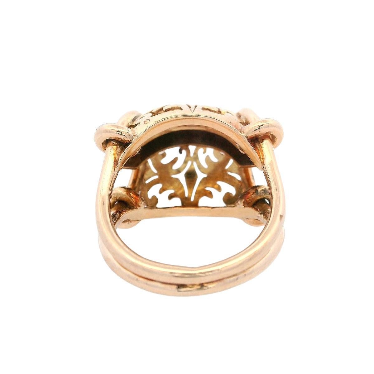 Retro Deco 1940 Ring in 18kt Gold with Diamonds For Sale 2