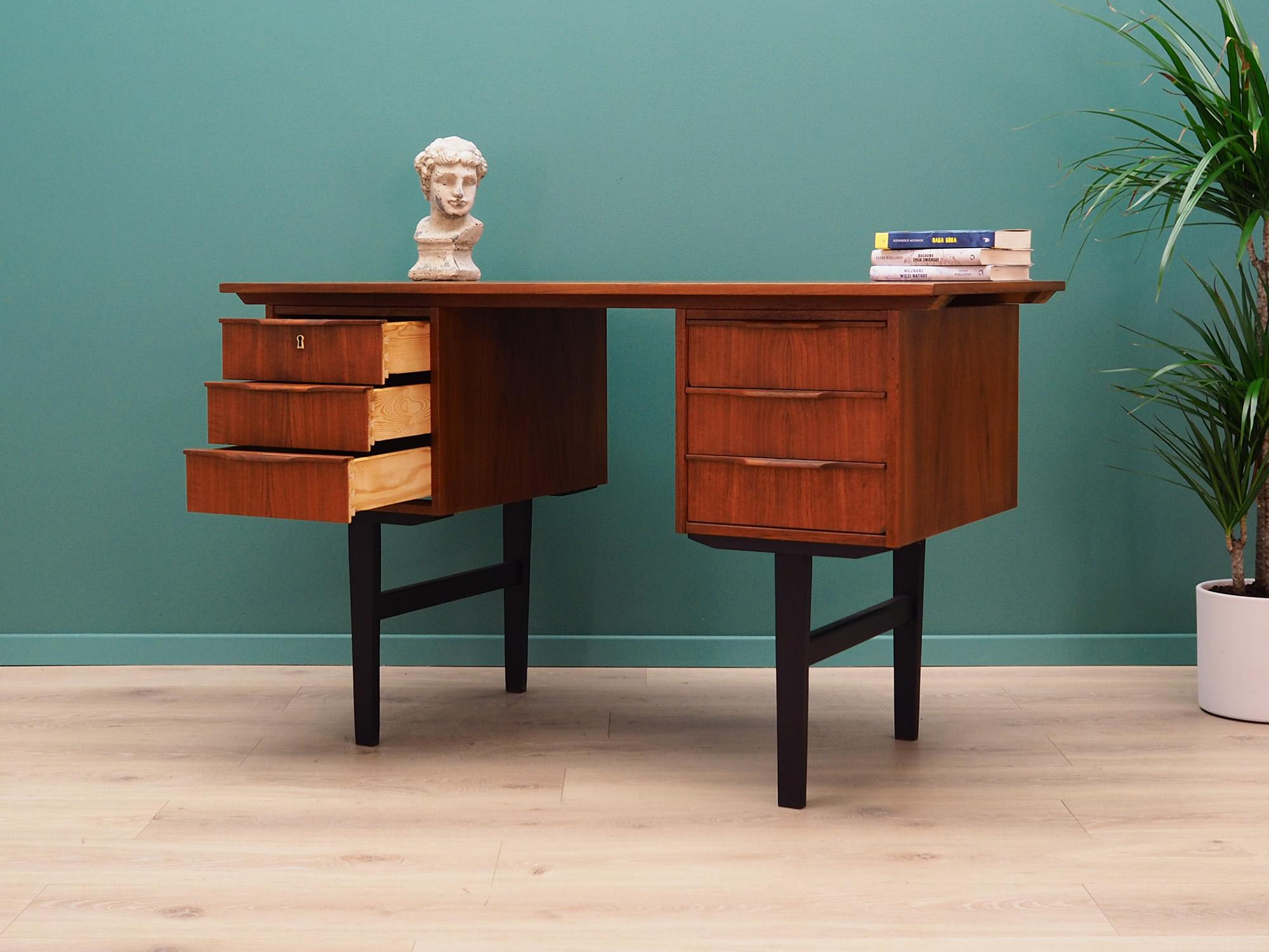 Retro Desk Scandinavian Design, 1960-1970 In Good Condition In Szczecin, Zachodniopomorskie