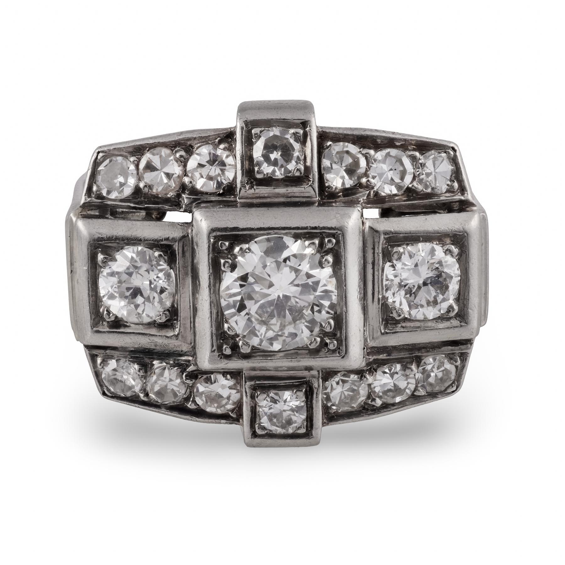 Rétro Anello retrò con diamante e serbatoio in oro bianco 14K in vendita