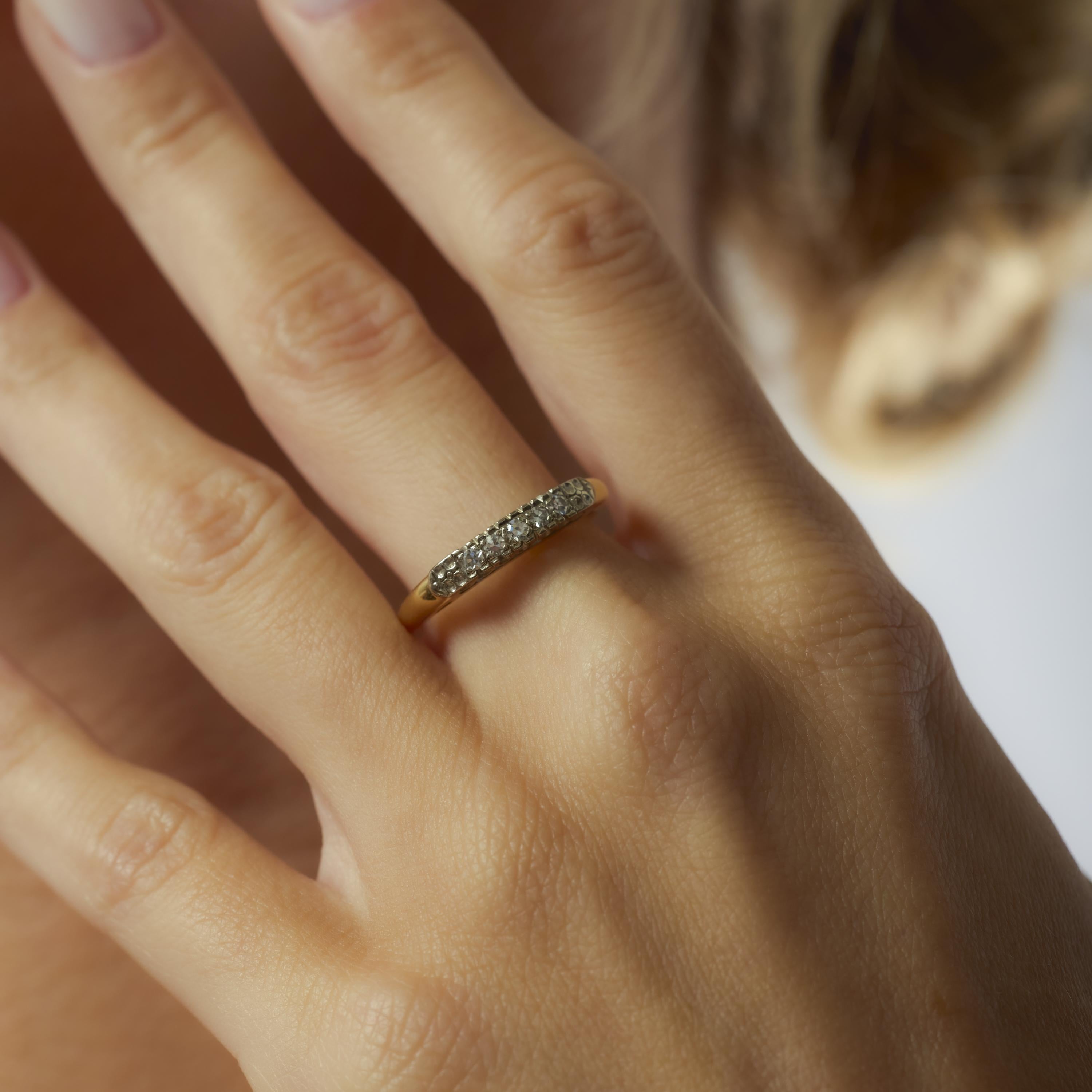 Retro diamond 14k yellow and white gold wedding ring In Good Condition For Sale In Beverly Hills, CA