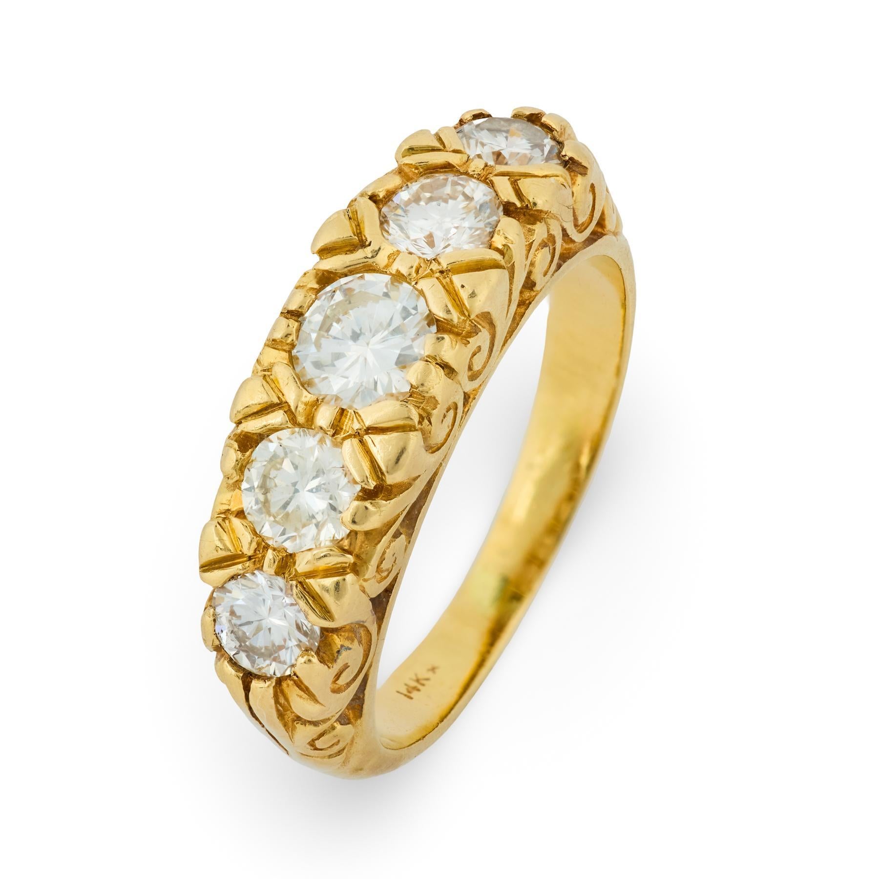 Fascia con diamante retrò in oro giallo 14 carati con cinque pietre in vendita 2