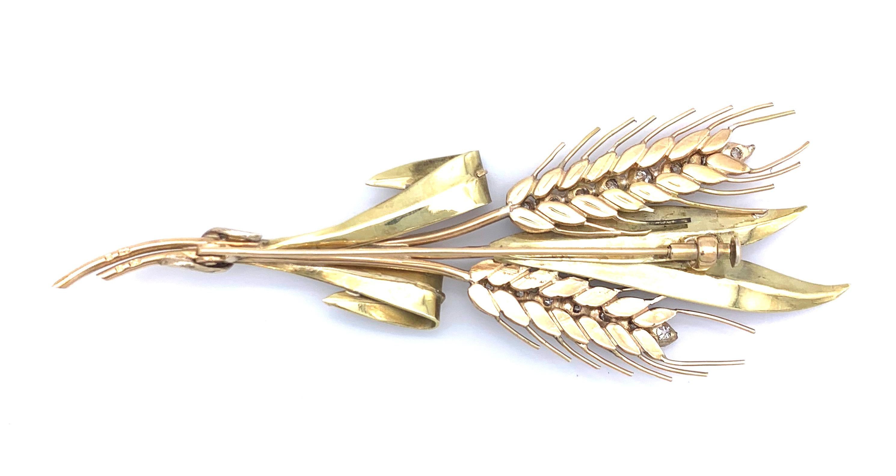Retro Diamond 1.6 Carat Two Color 14 Karat Gold Grain Wheat Ears Brooch In Excellent Condition For Sale In Munich, Bavaria