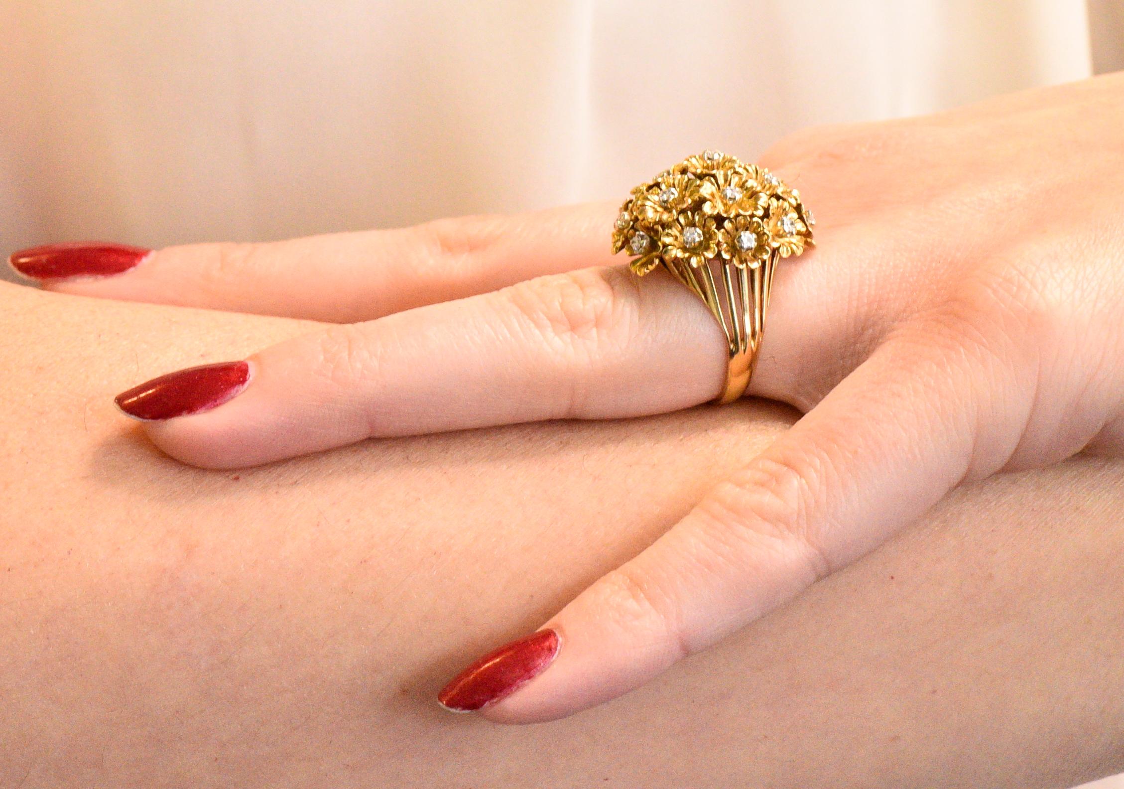 Women's or Men's Retro Diamond 18 Karat Gold Flower Bouquet Tumbler Ring