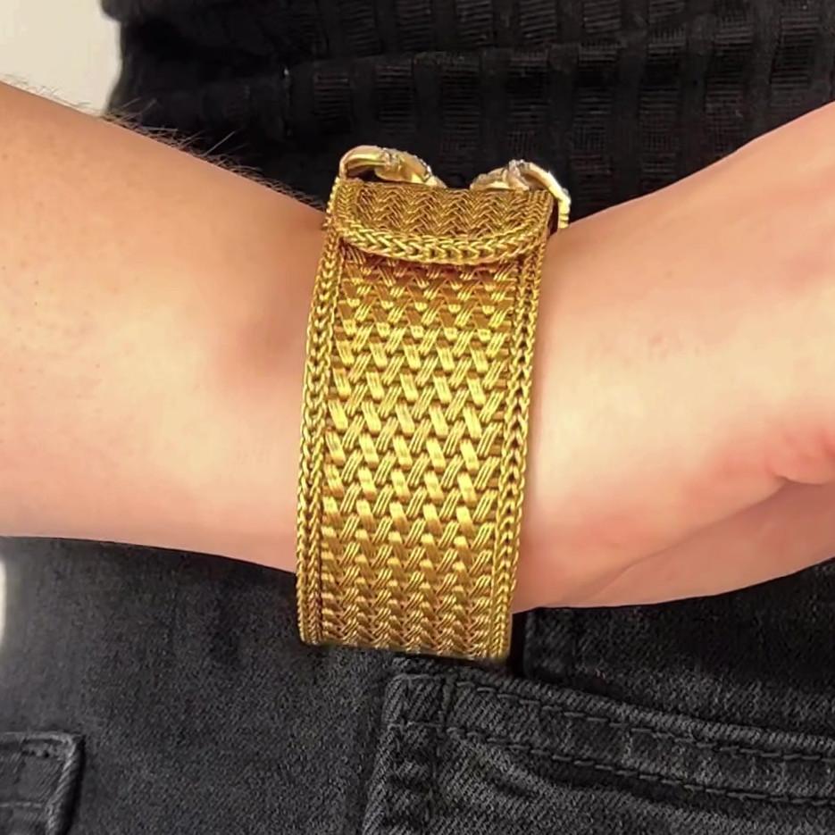 One Retro Diamond 18 Karat Gold Platinum Woven Bracelet. Featuring 32 single cut diamonds with a total weight of approximately 0.60 carat, graded I color, SI clarity. Crafted in 18 karat yellow gold with diamonds set in platinum. Circa 1940s. The