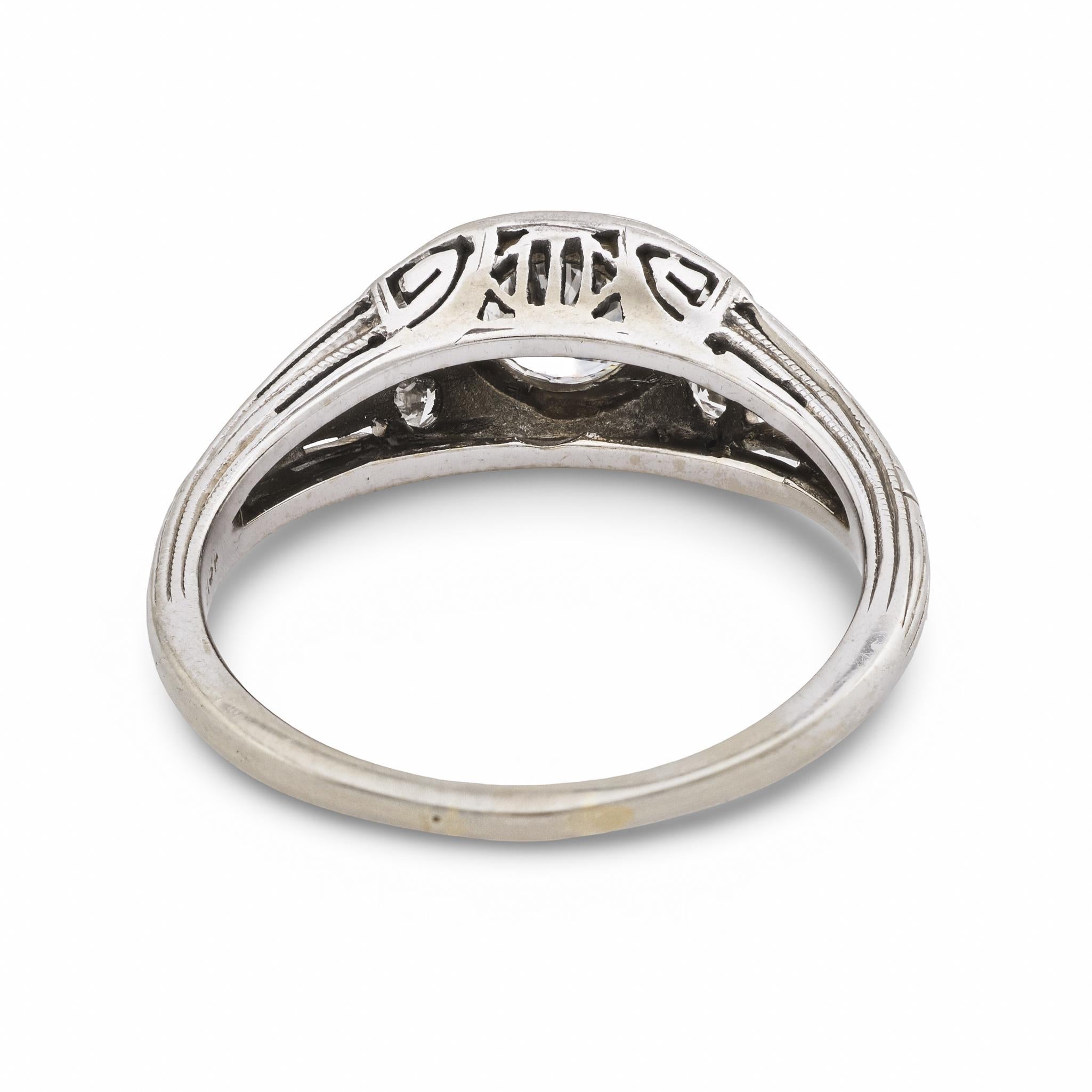 Bague de fiançailles en or blanc 18k avec diamant rétro en vente 1