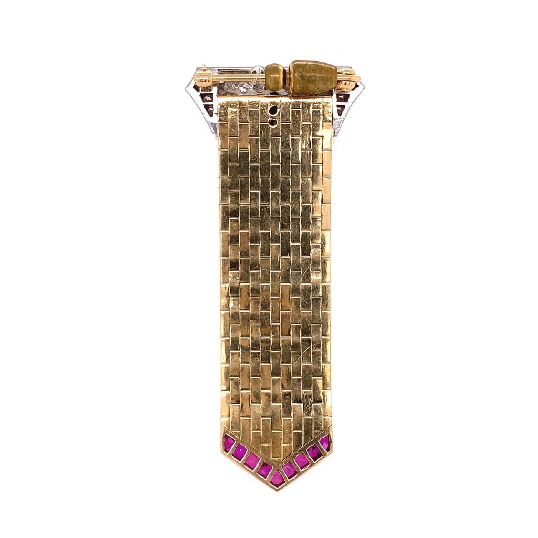 Taille mixte Broche ruban rétro en platine et or sertie de diamants et de rubis, ancienne collection Estate Fine Jewelry en vente
