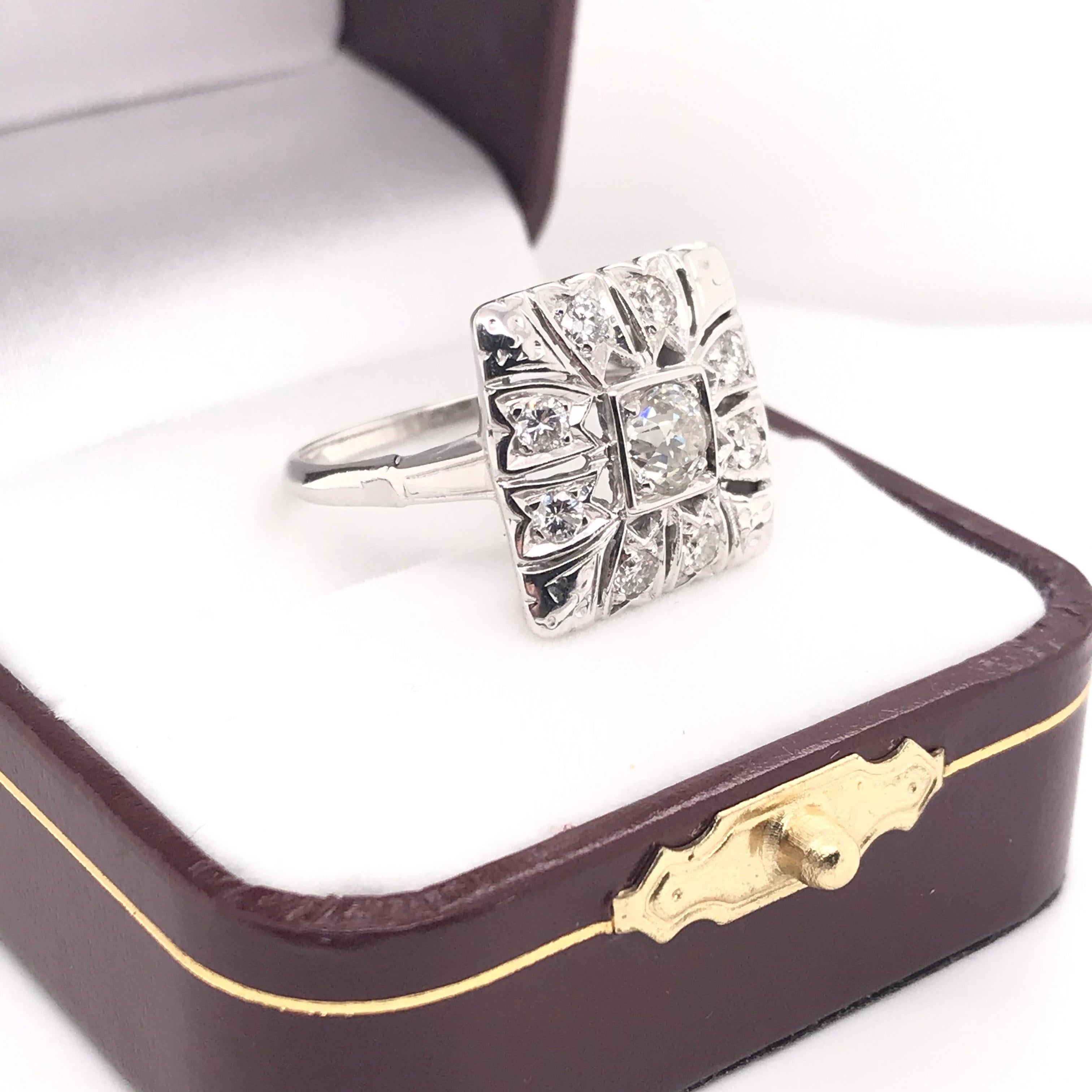 Women's Retro Diamond Cluster Ring For Sale
