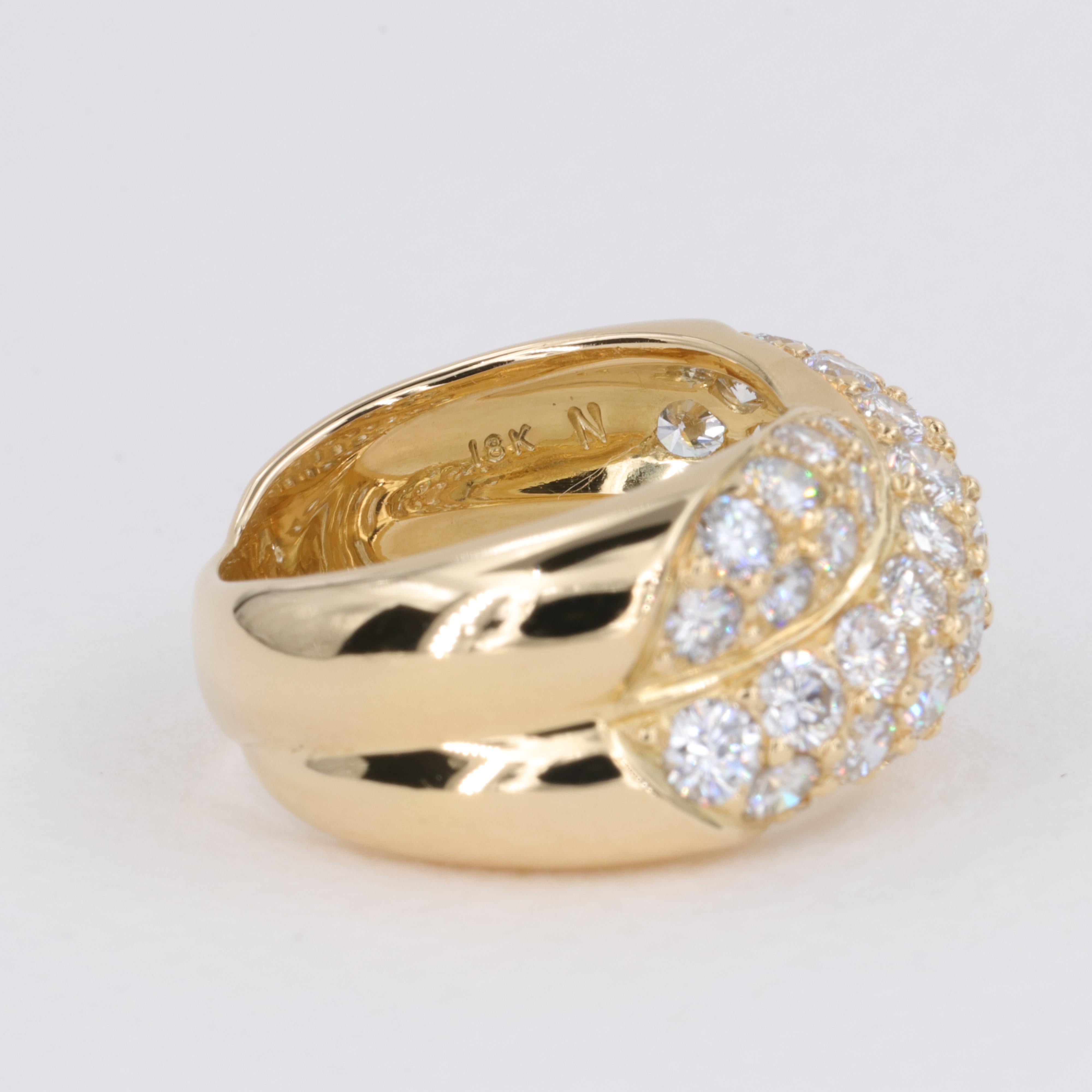 3.35 Carat Diamond and 18 Karat Yellow Gold Cross Over Domed Band  For Sale 2