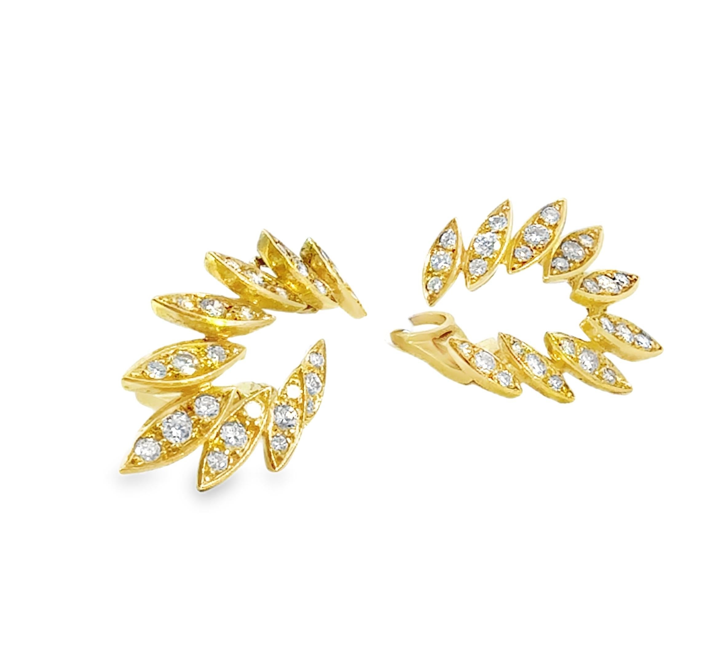 Retro Diamond Ear Climber Earrings in 18K Yellow Gold, Lever Back Clip-On For Sale 4