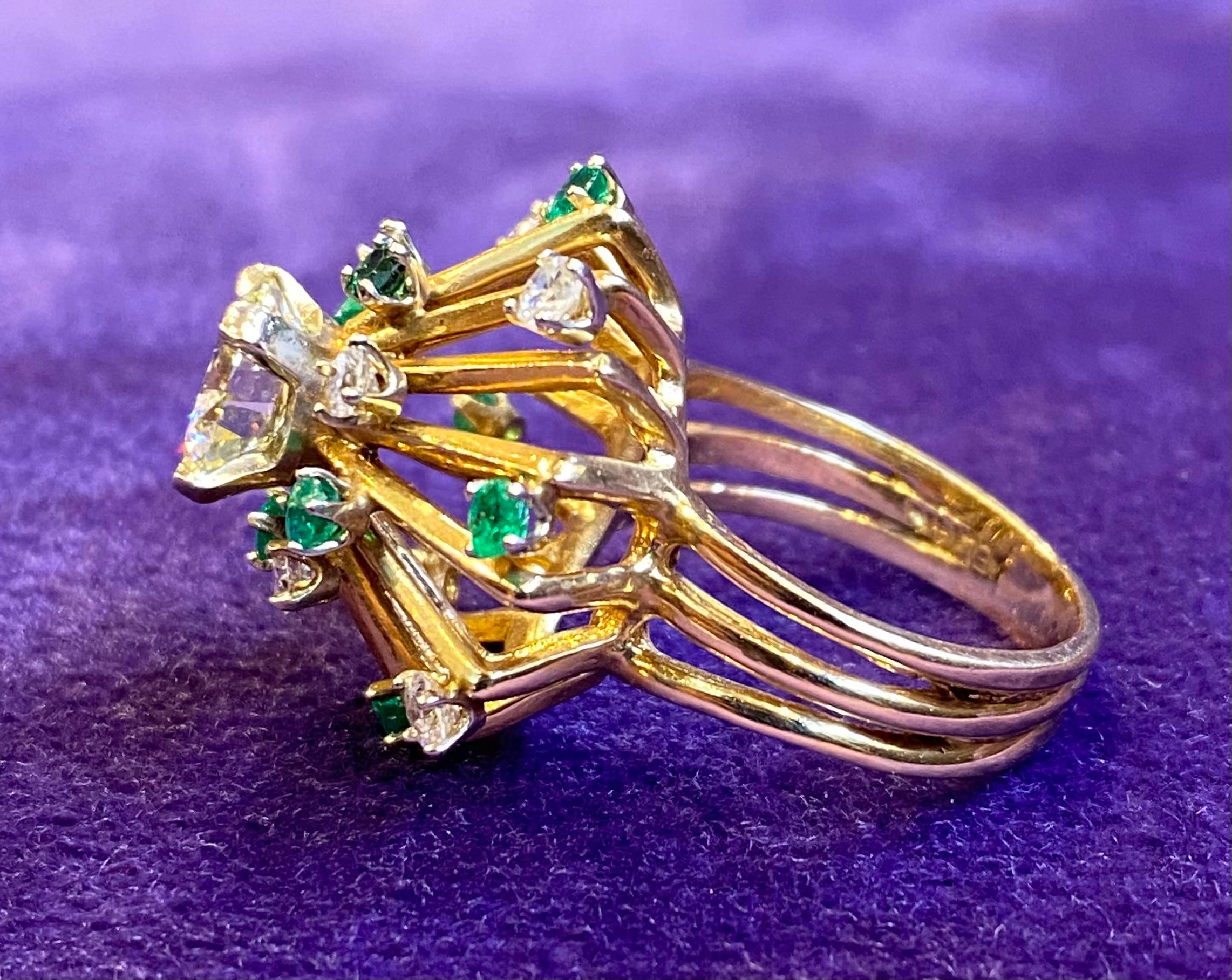 Retro Diamond & Emerald Cocktail Ring For Sale 1
