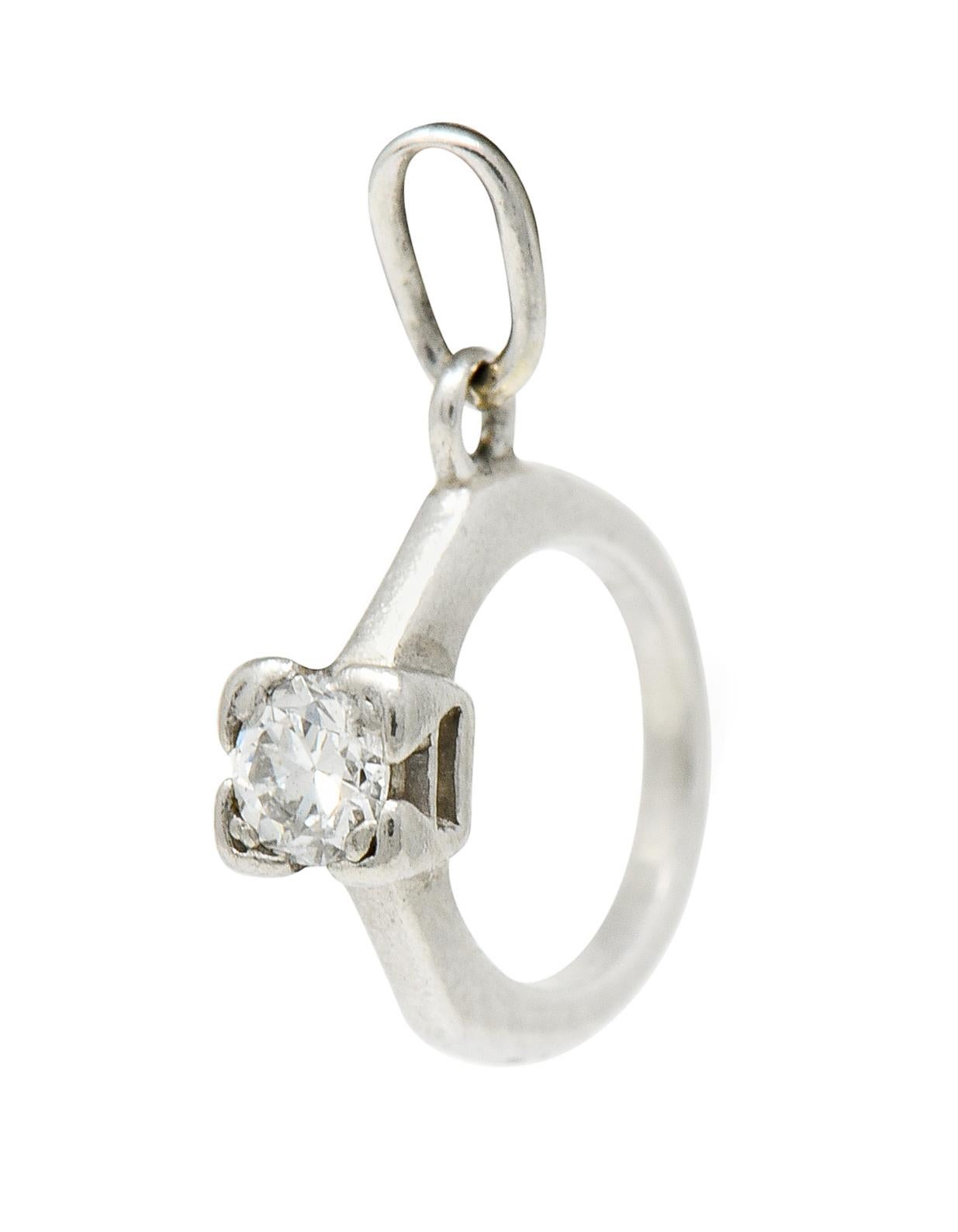 Retro Diamond Platinum Wedding Ring Set Charm In Excellent Condition In Philadelphia, PA