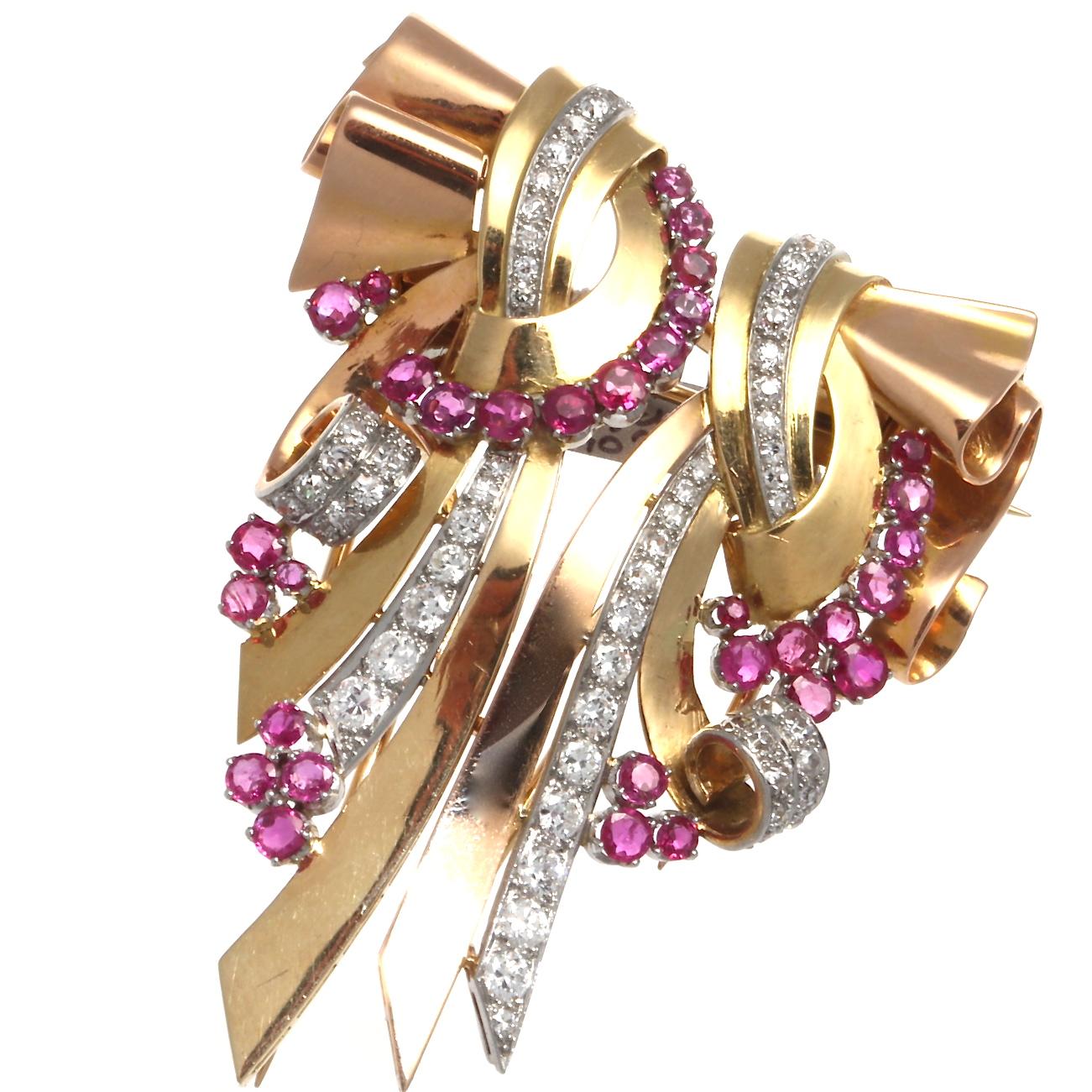 Retro Diamond Ruby 14 Karat Gold Platinum Double Clip Brooch In Excellent Condition In Beverly Hills, CA