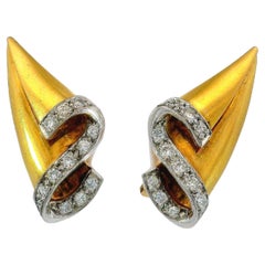 Retro Diamond Sailboat Flag Clip On Earrings Made in 18 Karat Yellow Gold