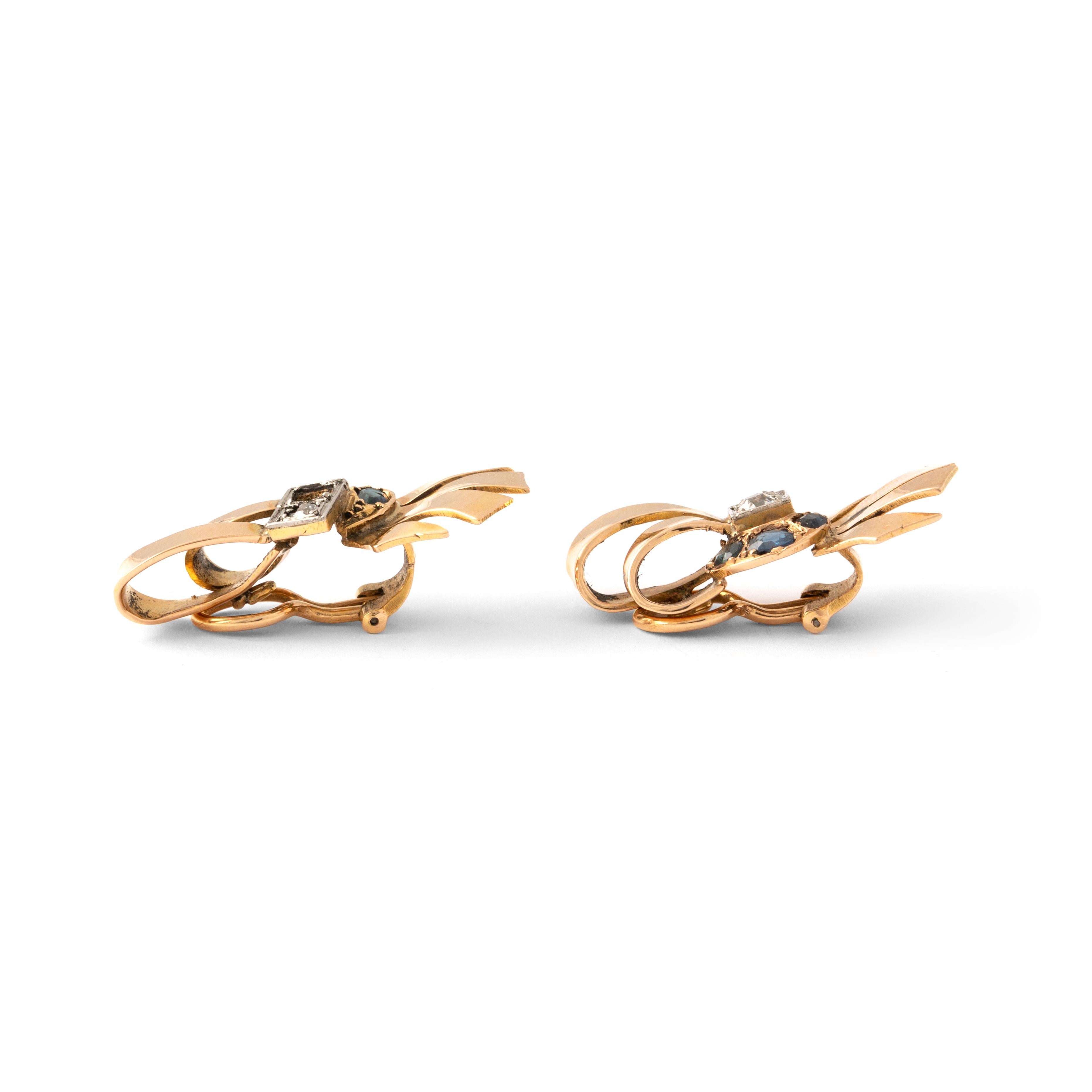 Rétro Orecchini retrò in oro 18 carati con diamante e zaffiro 1950S in vendita