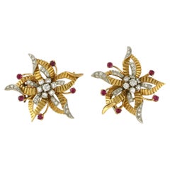 Retro double clip brooch with ruby and diamonds up to 1.40ct 18k gold, platinum