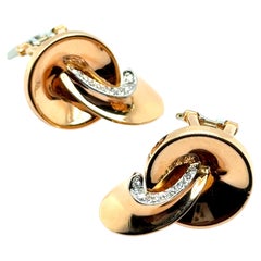 Boucles d'oreilles rétro avec diamants en or rouge et blanc 18 carats par Gübelin