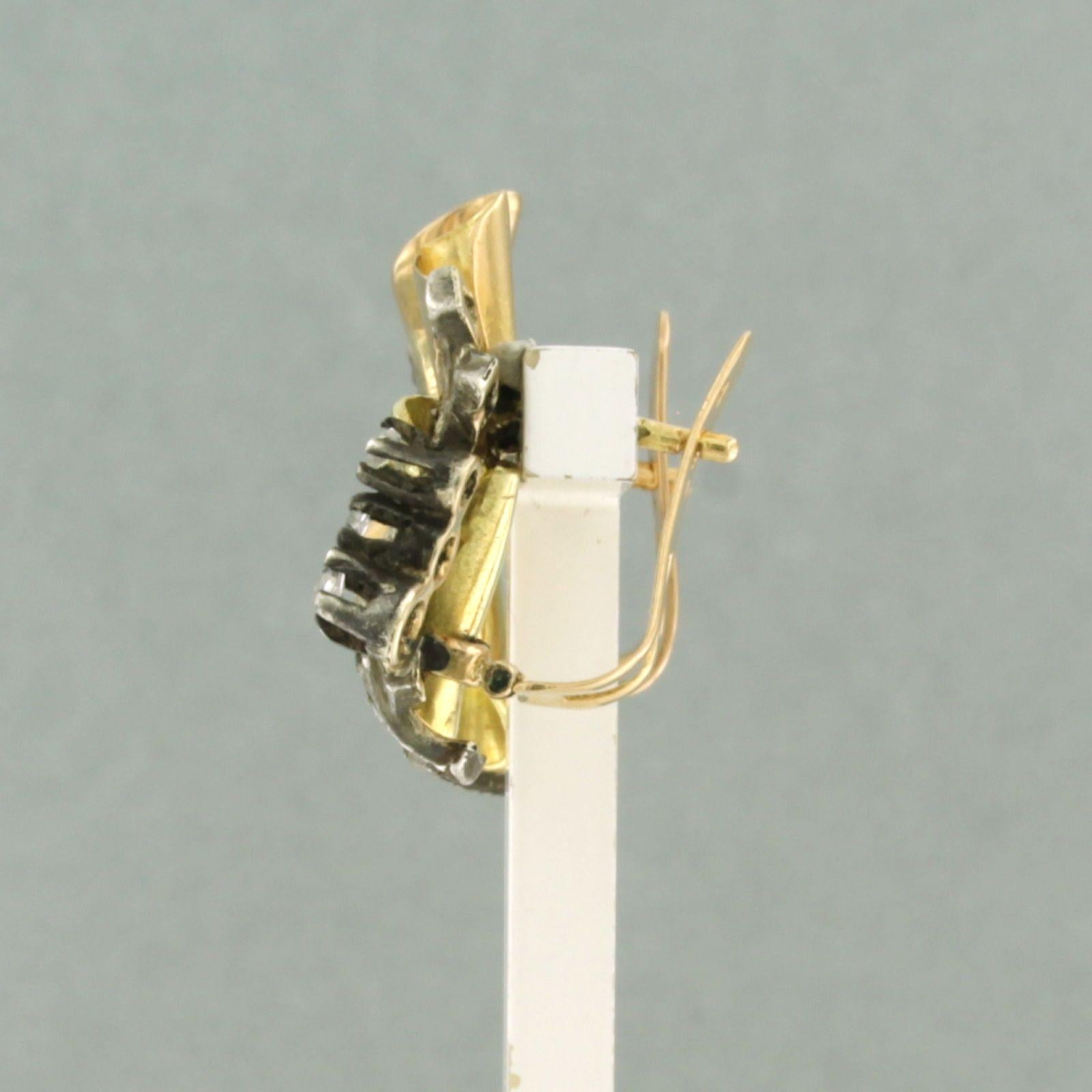 Rétro Orecchini retrò con rubino e diamanti rosa in oro e argento 14k in vendita