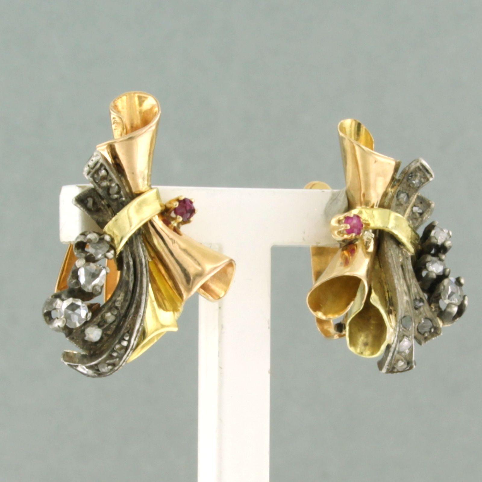 Donna Orecchini retrò con rubino e diamanti rosa in oro e argento 14k in vendita