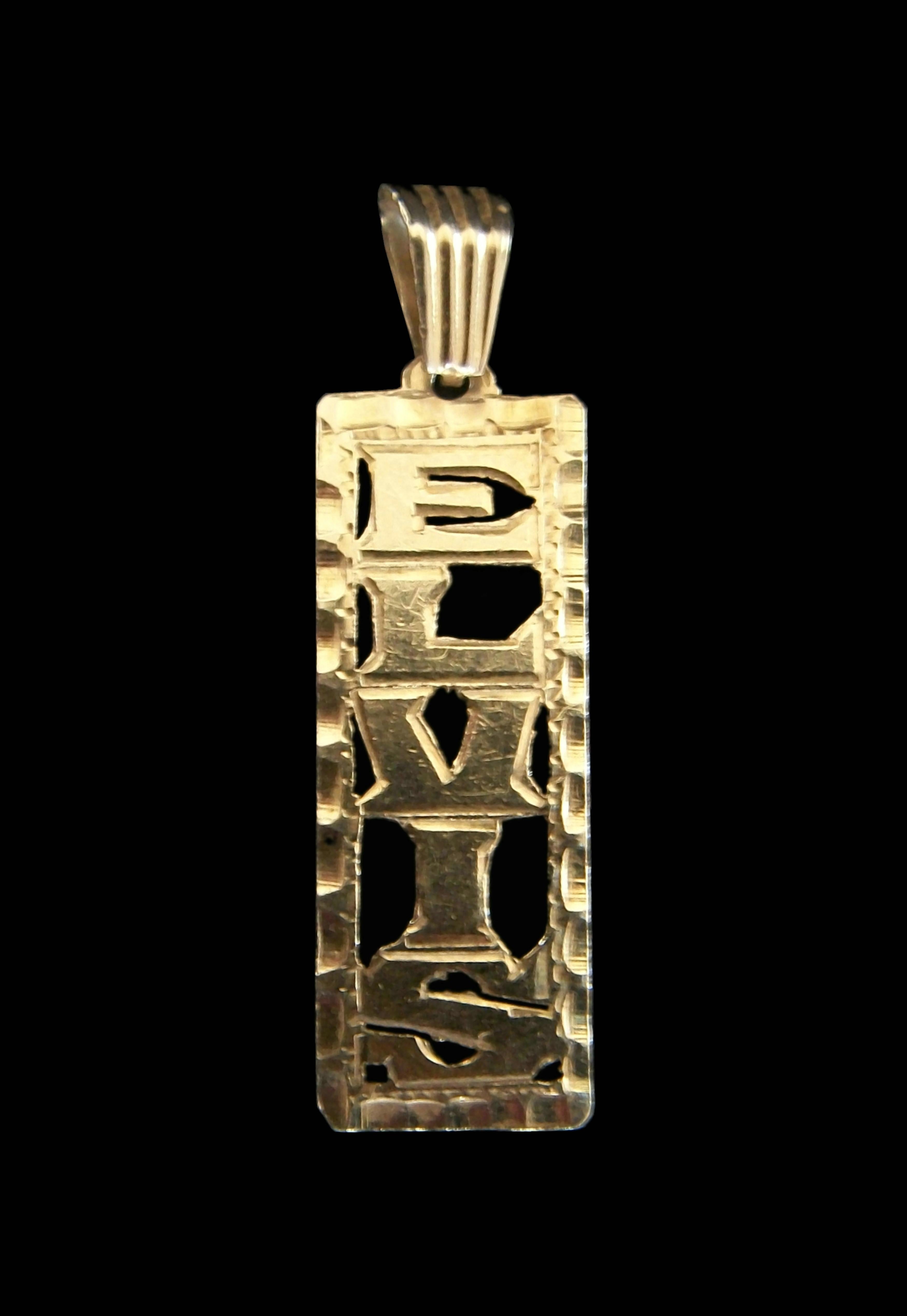 Collier pendentif Retro Elvis - Or jaune 14K - U.S.A. - Circa 1970's en vente 4