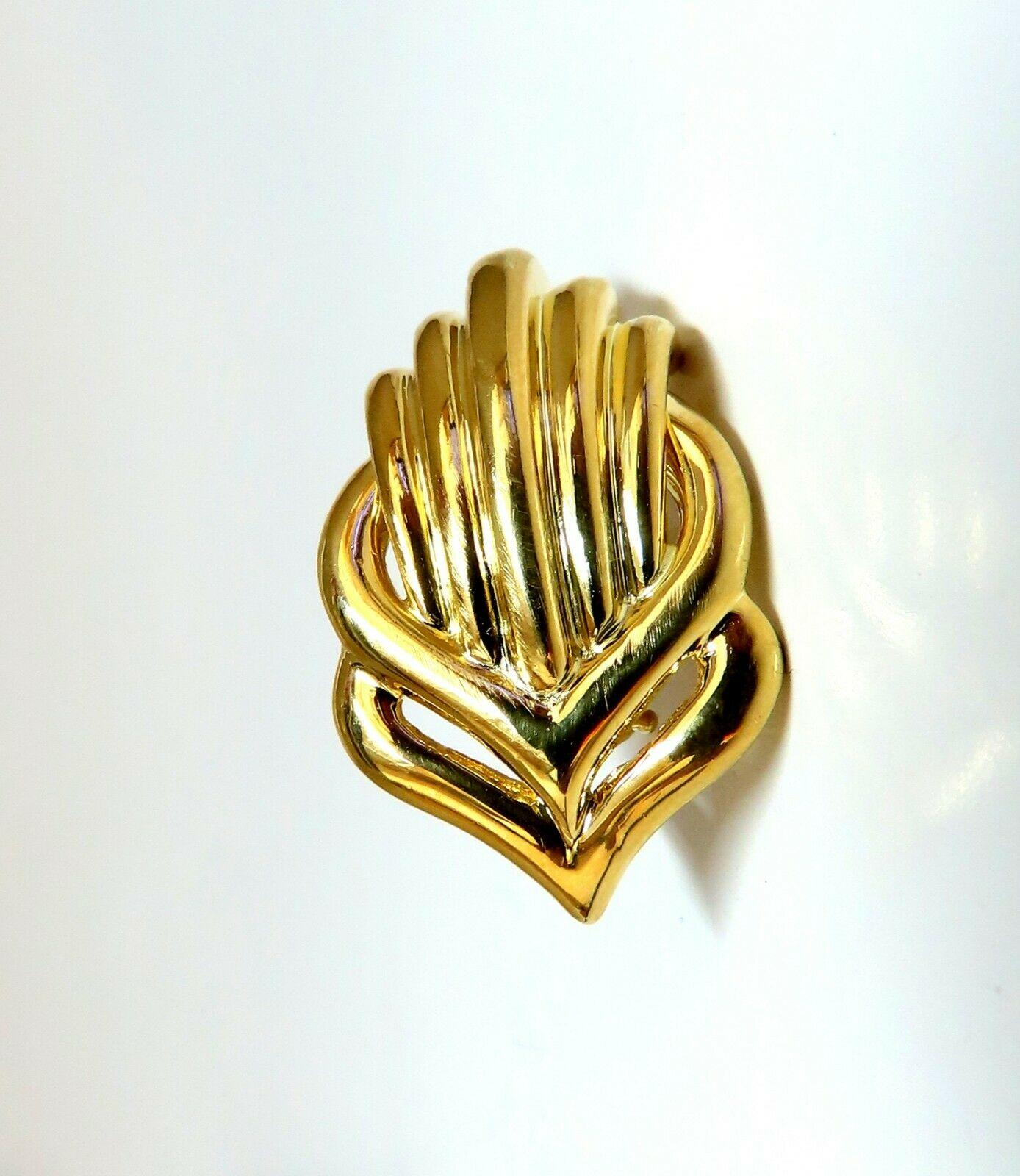Retro Prime Shell Emblem Halbmond 

Statement-Ohrringe

Abmessungen der Ohrringe:

Durchmesser: 28 x 17 mm

Tiefe: 11 mm

9.9 Gramm / 18kt. Gelbgold

Omega Clip- On

Ohrringe sind wunderschön gemacht