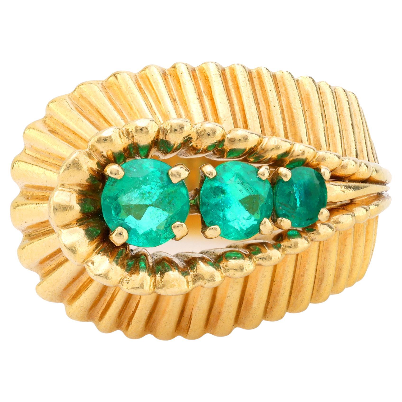 Retro Smaragdring aus 18 Karat Gelbgold mit Smaragd