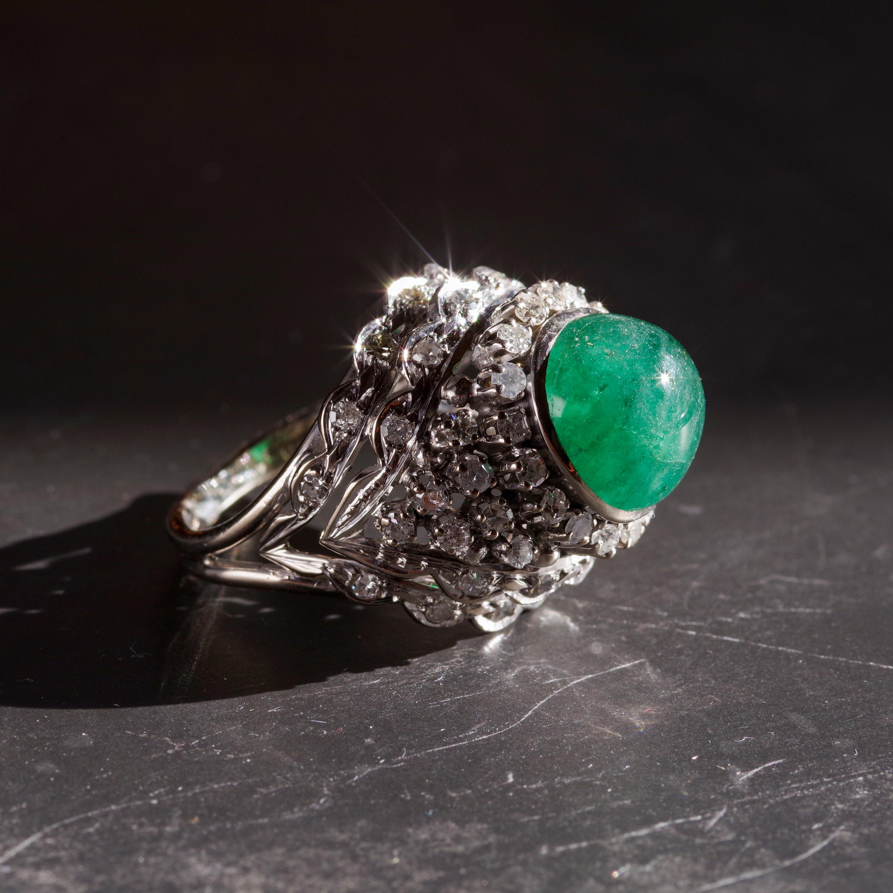 Emerald Ring with Diamonds Retro Era 13