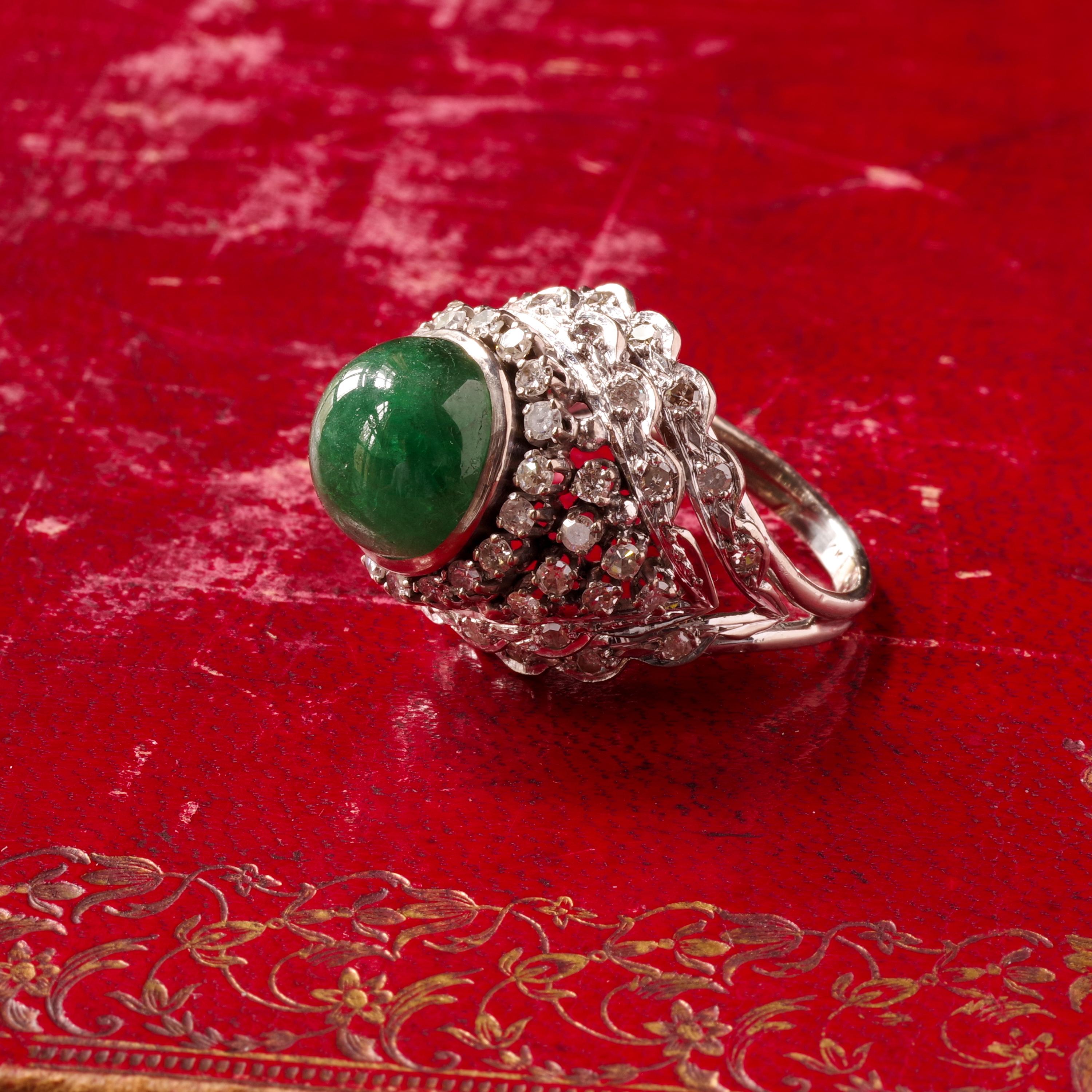 Emerald Ring with Diamonds Retro Era 7